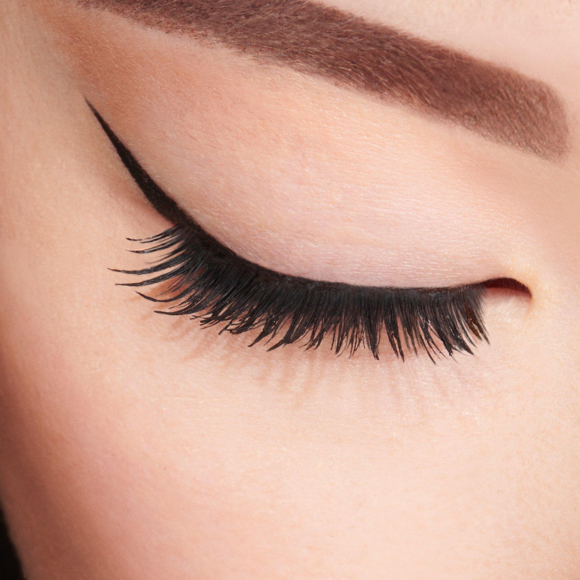 7 BaroqSilv - Dolce and Gabbana - The Glam Liquid Eyeliner - 3