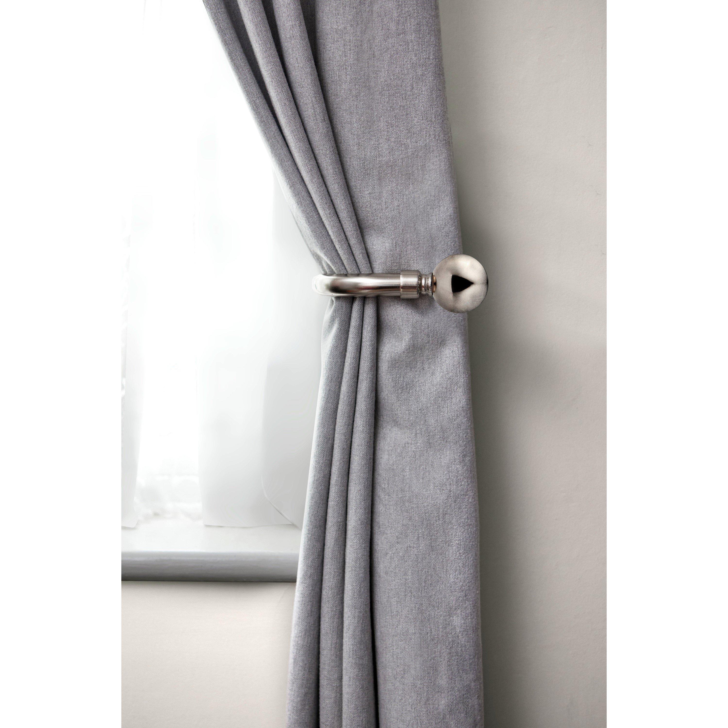 Ball - Pair of Holdaback Tiebacks with Finials