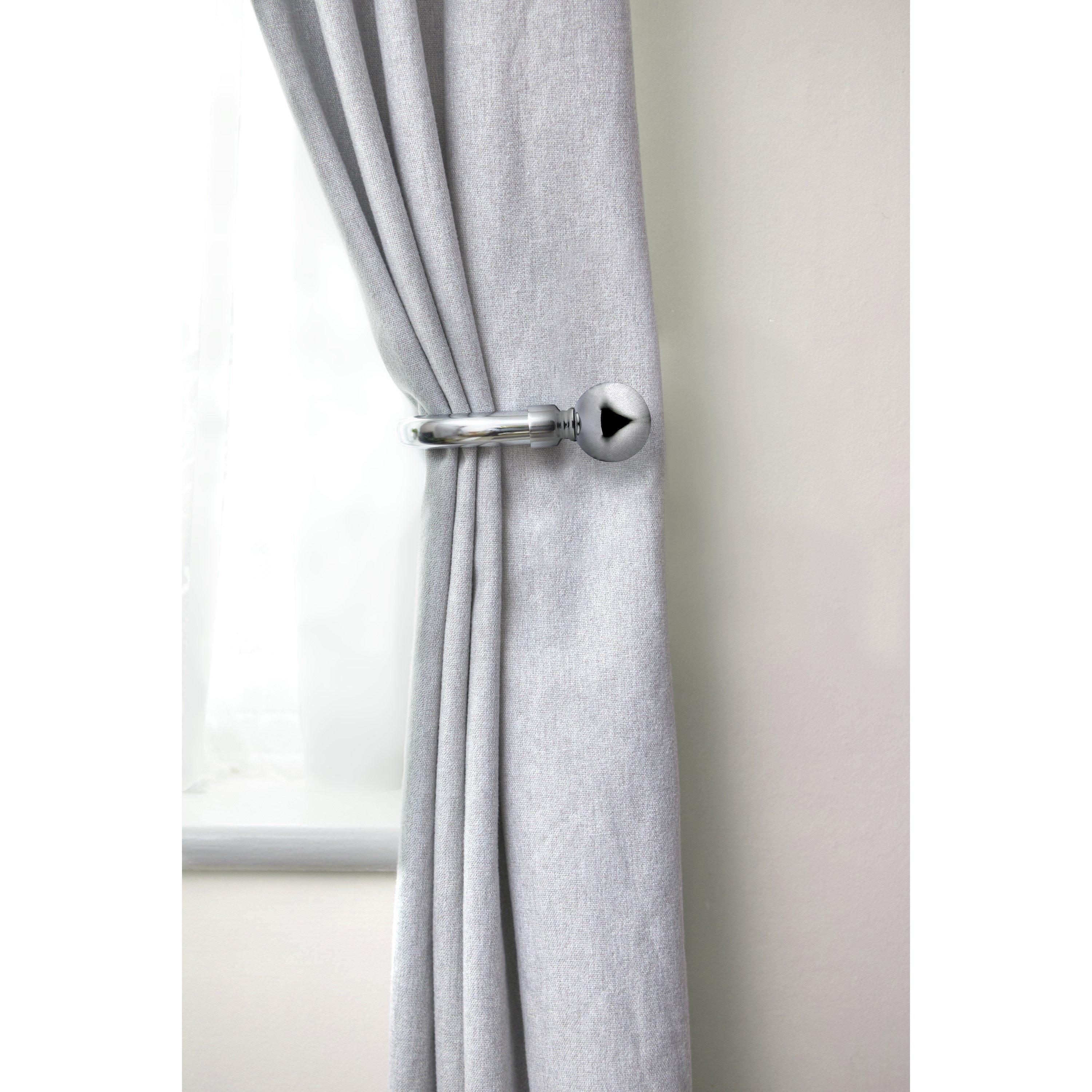 Ball - Pair of Holdaback Tiebacks with Finials