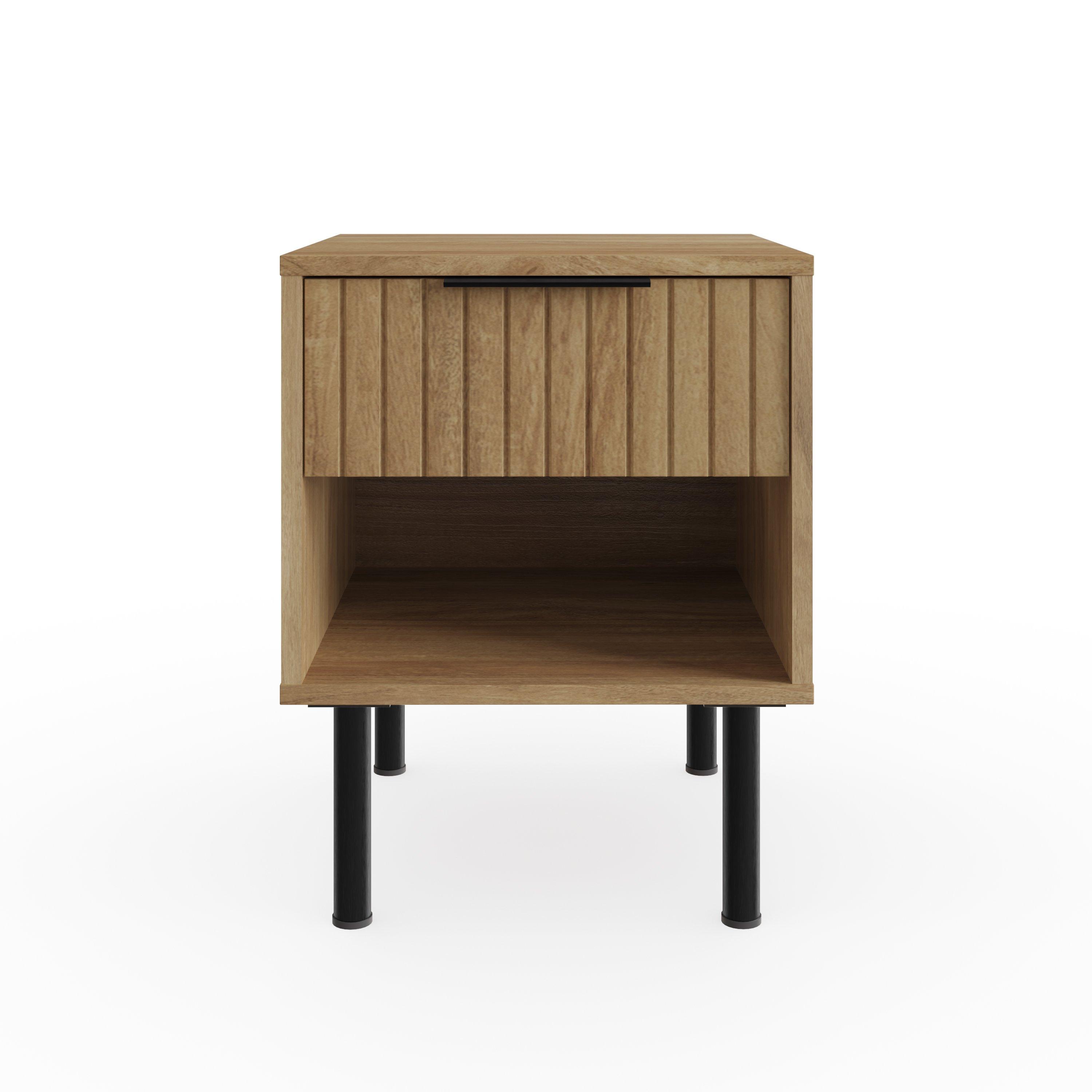 Oak - GFW - Nervata Lamp Table - 3