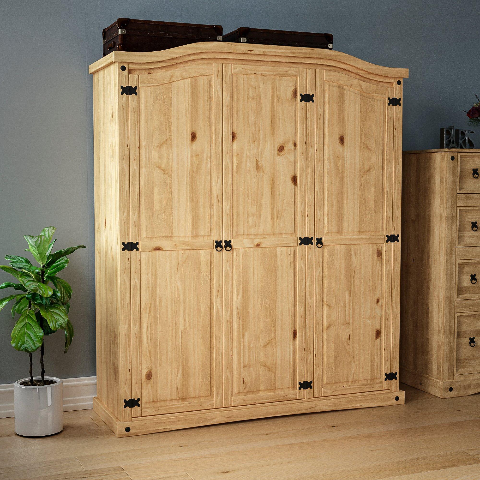 Lassic  Vida Designs Corona 3 Door Wardrobe - Pine - 3 Door