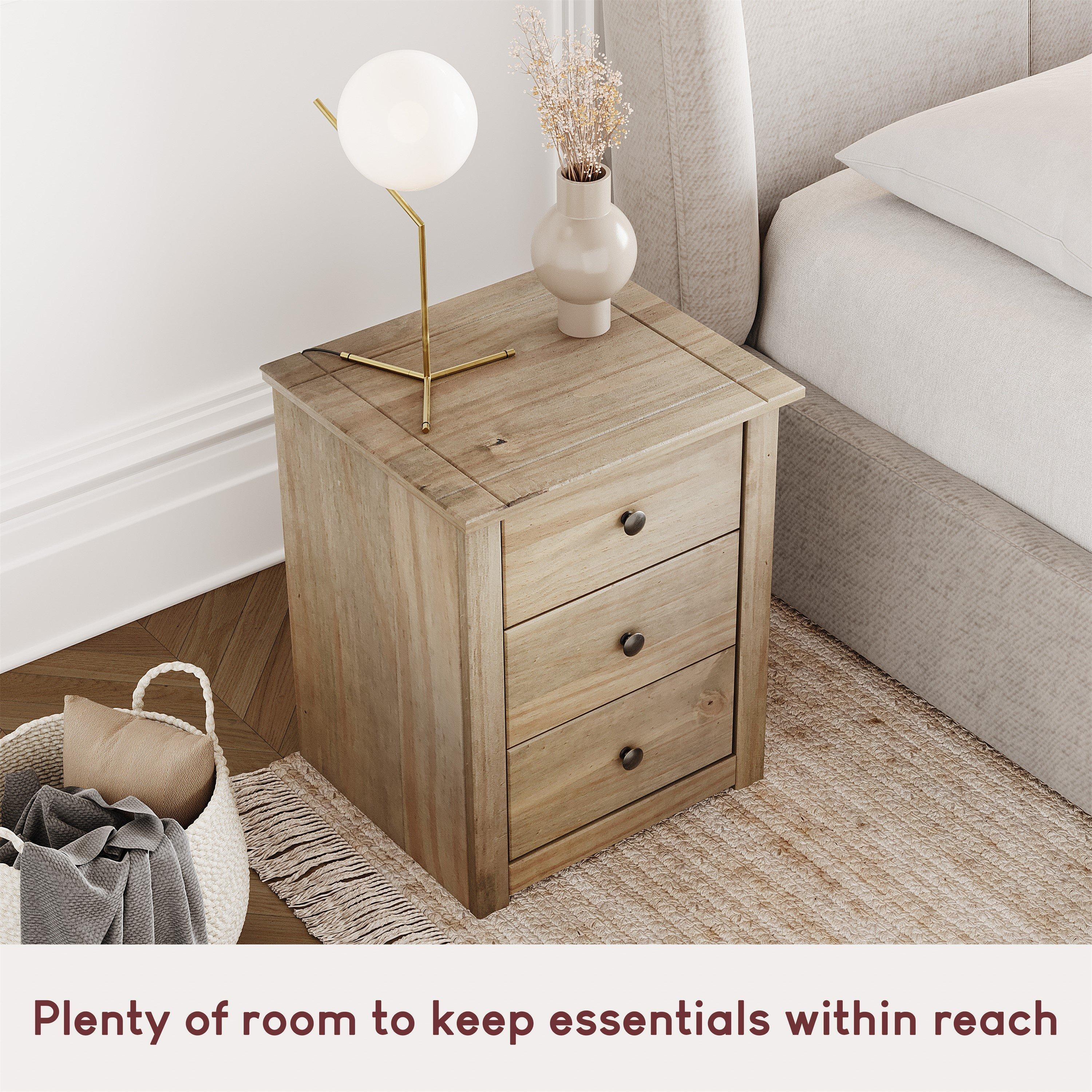 Pine - Lassic - Vida Designs Panama 3 Drawer Bedside Chest - 5