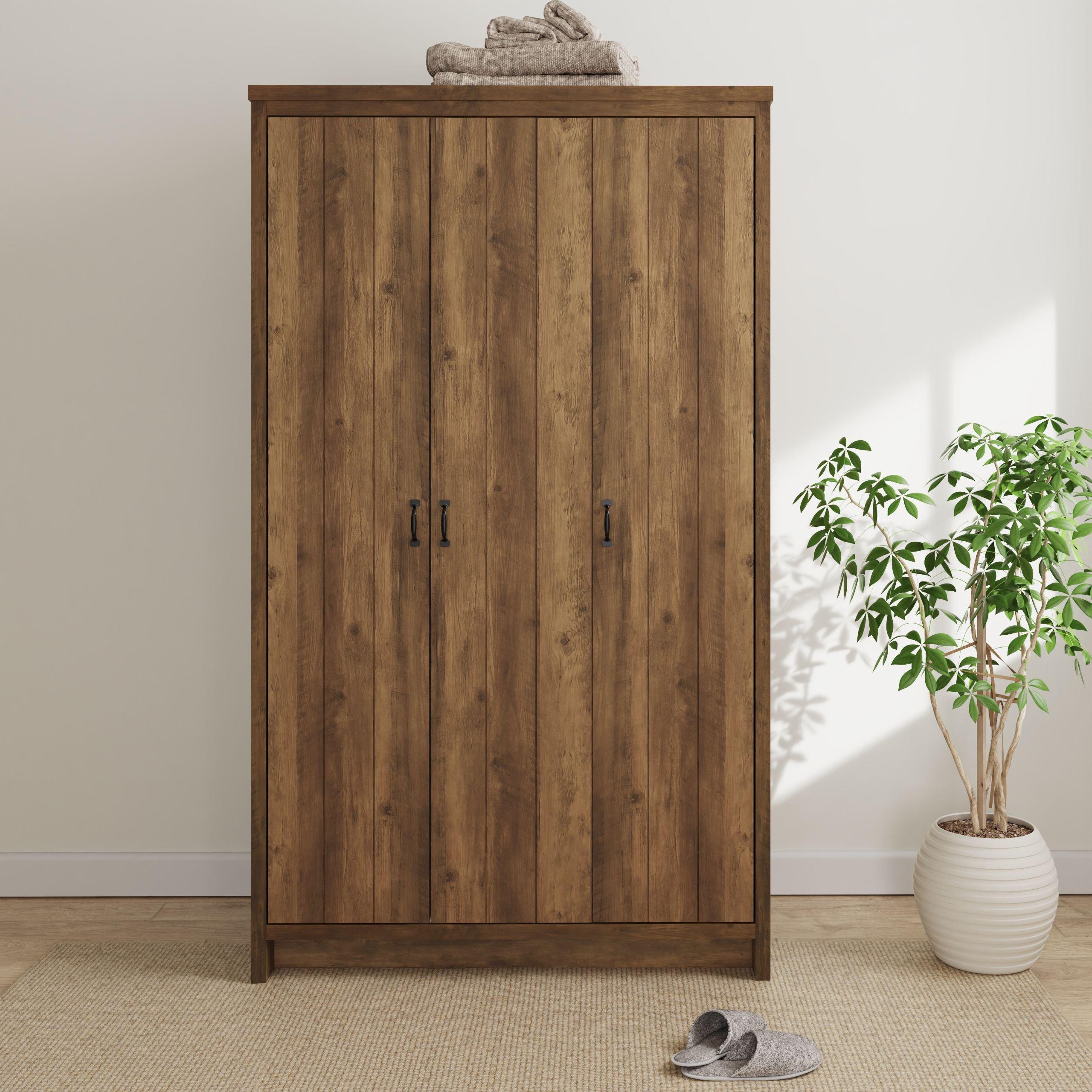 Knotty Oak - GFW - Boston 3 Door Wardrobe - 1