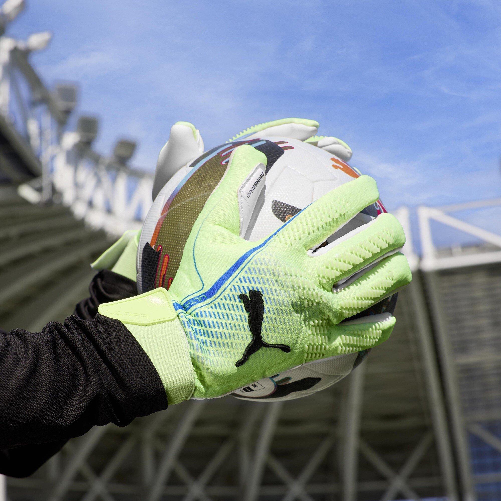 Green/Blue - Puma - PUMA ULTRA Ultimate Hybrid Adults Goalkeeper Gloves - 6