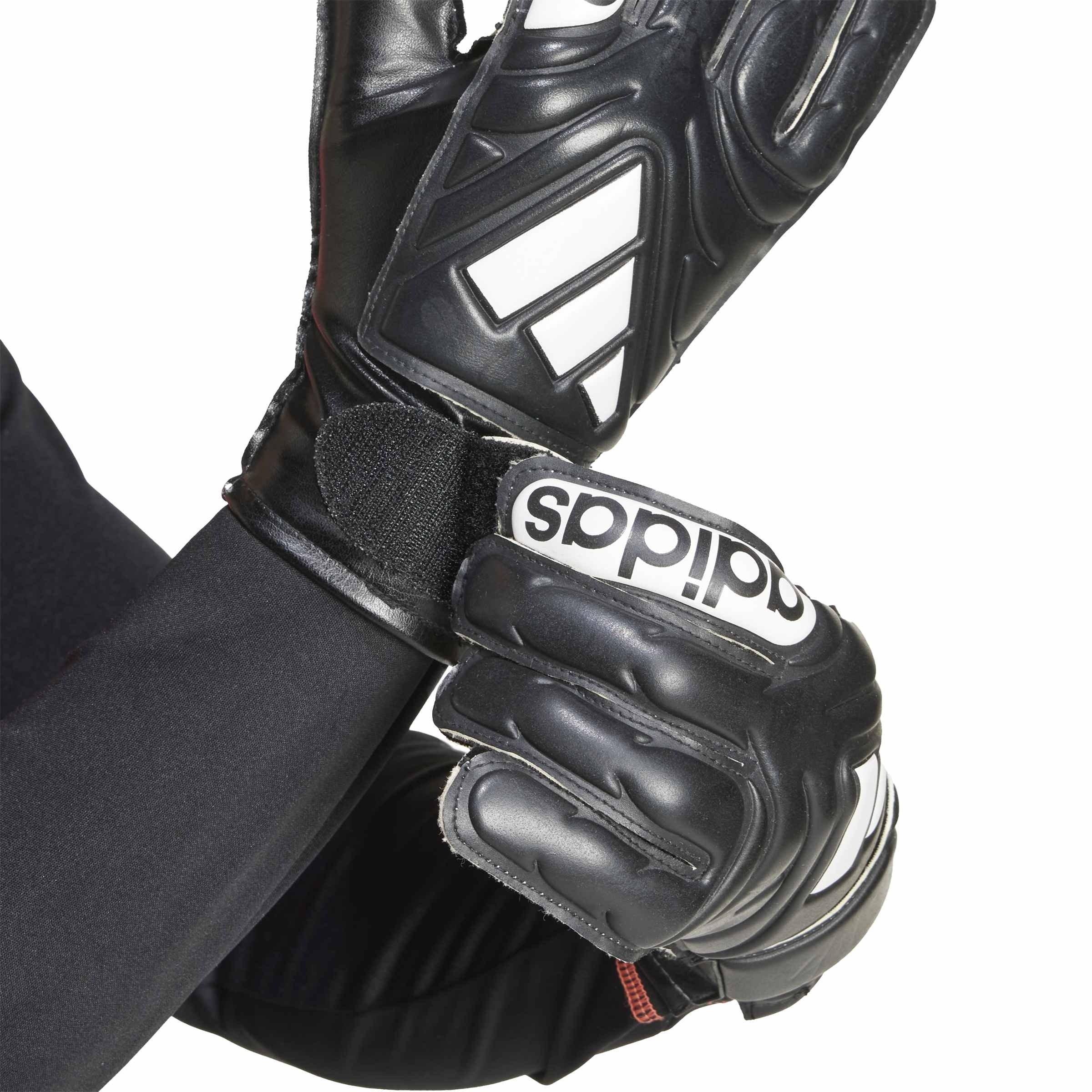 Black/White - adidas - Copa Club Goalkeeper Gloves Juniors - 4