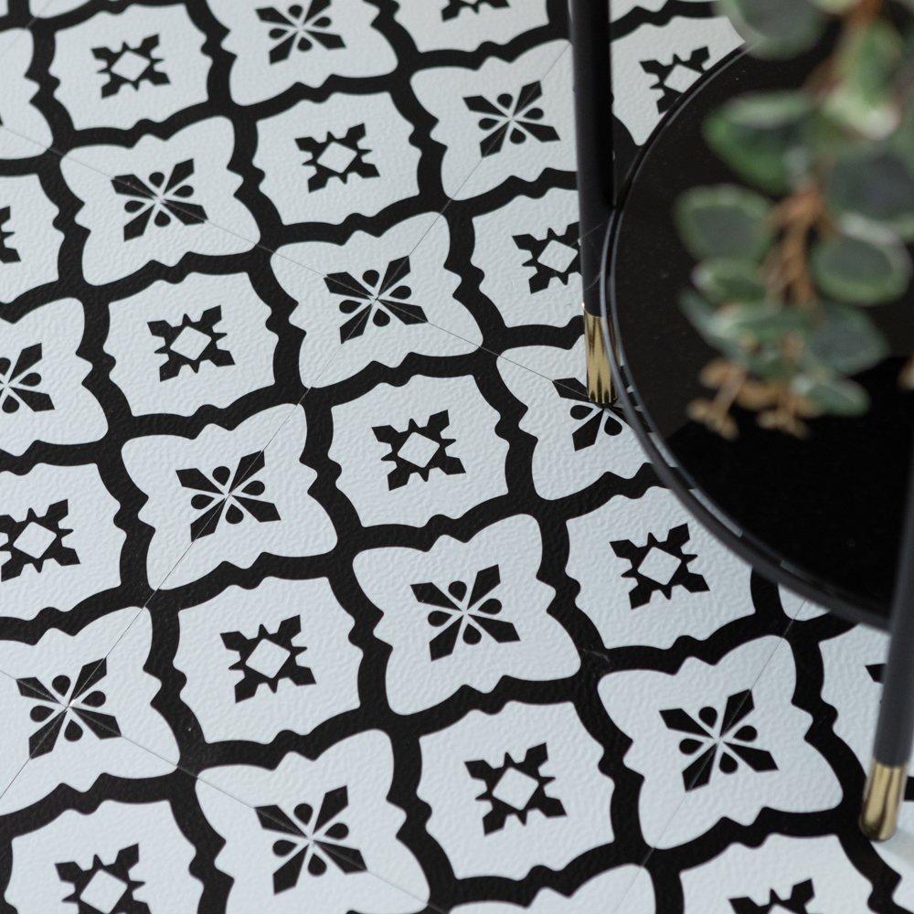 Black & White - Floor Pops - Self Adhesive Vinyl Floor Tiles Comet - 5