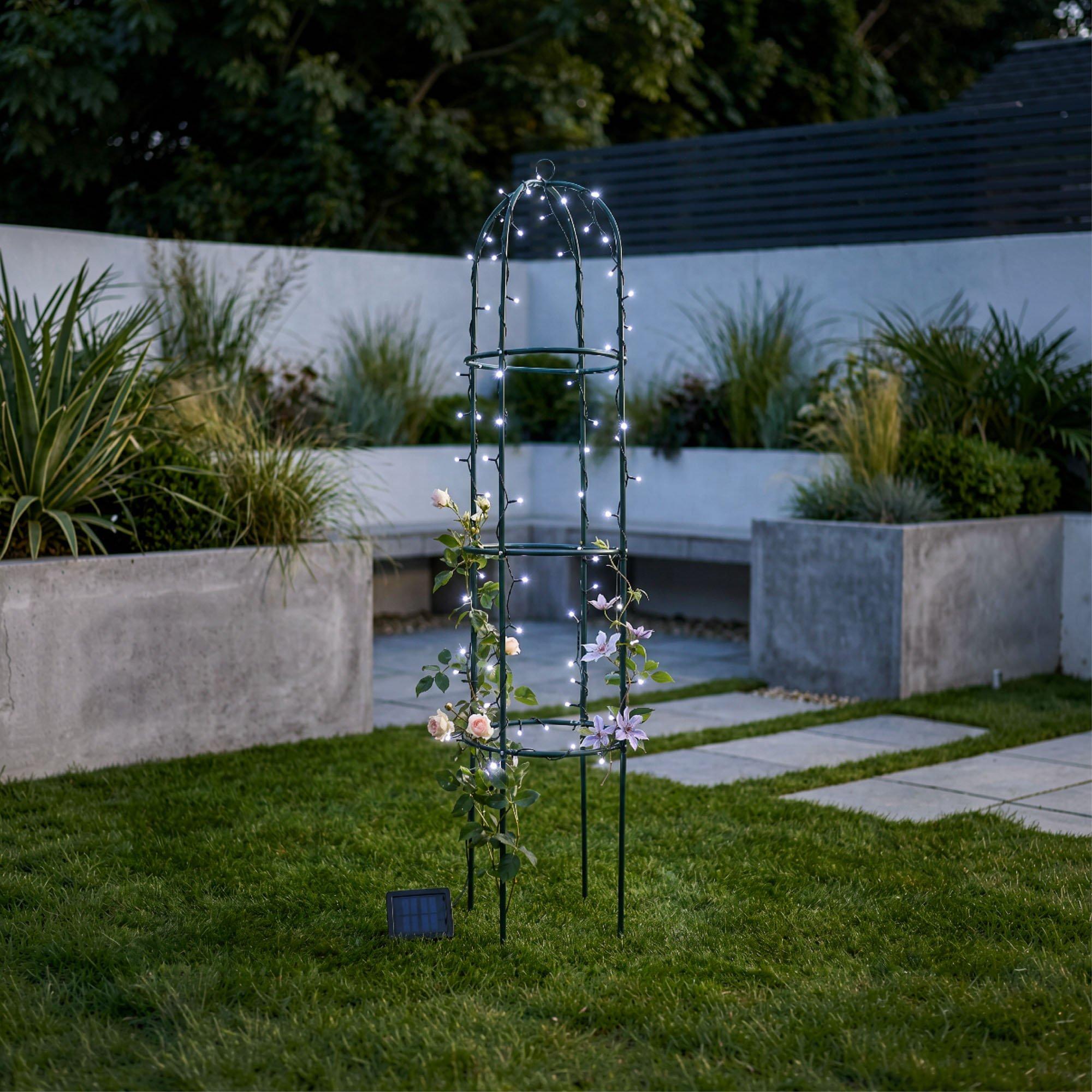 Black - Streetwize - 100 LEDs Solar Light up Trellis - 9