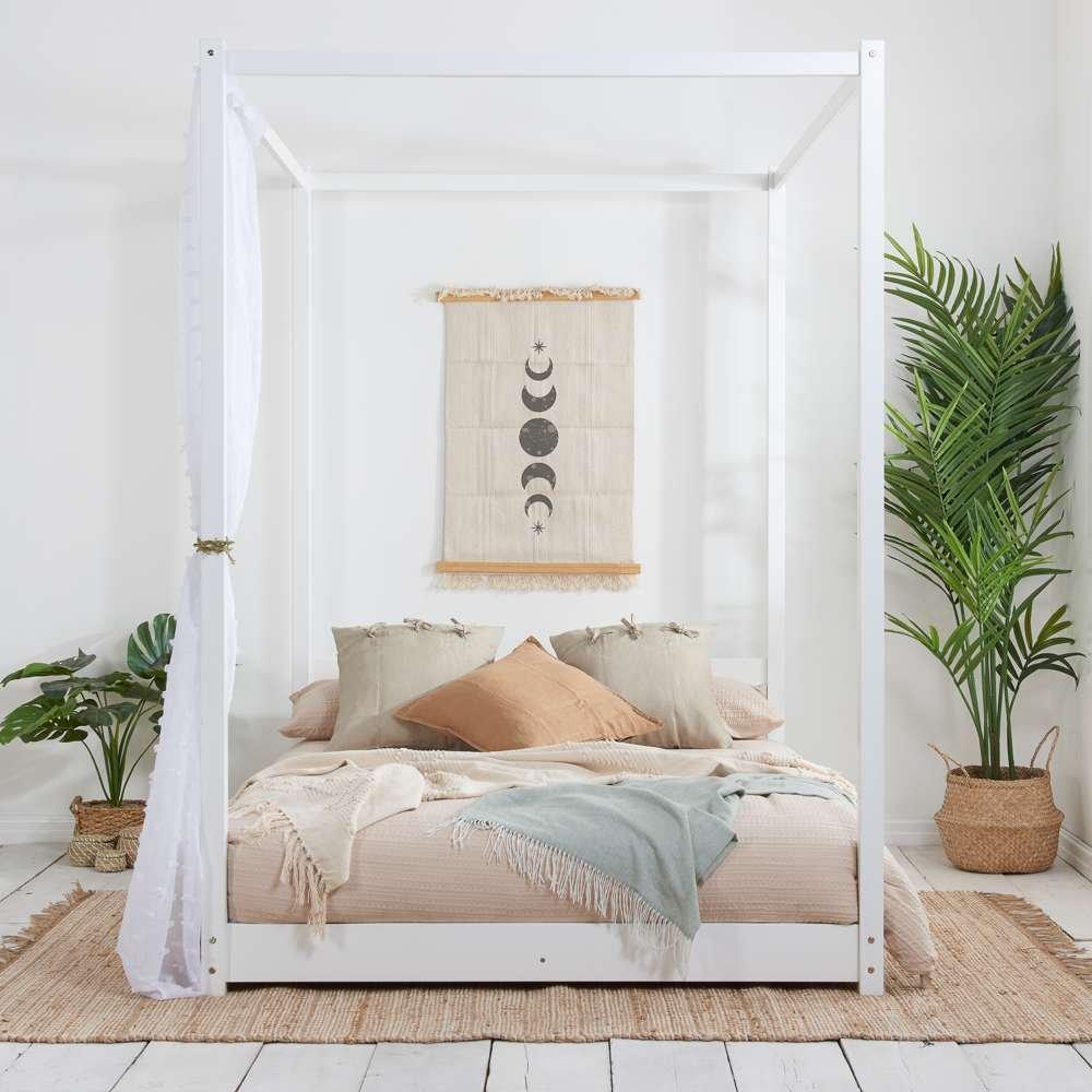 White - Birlea - Darwin Four Poster Bed - 2