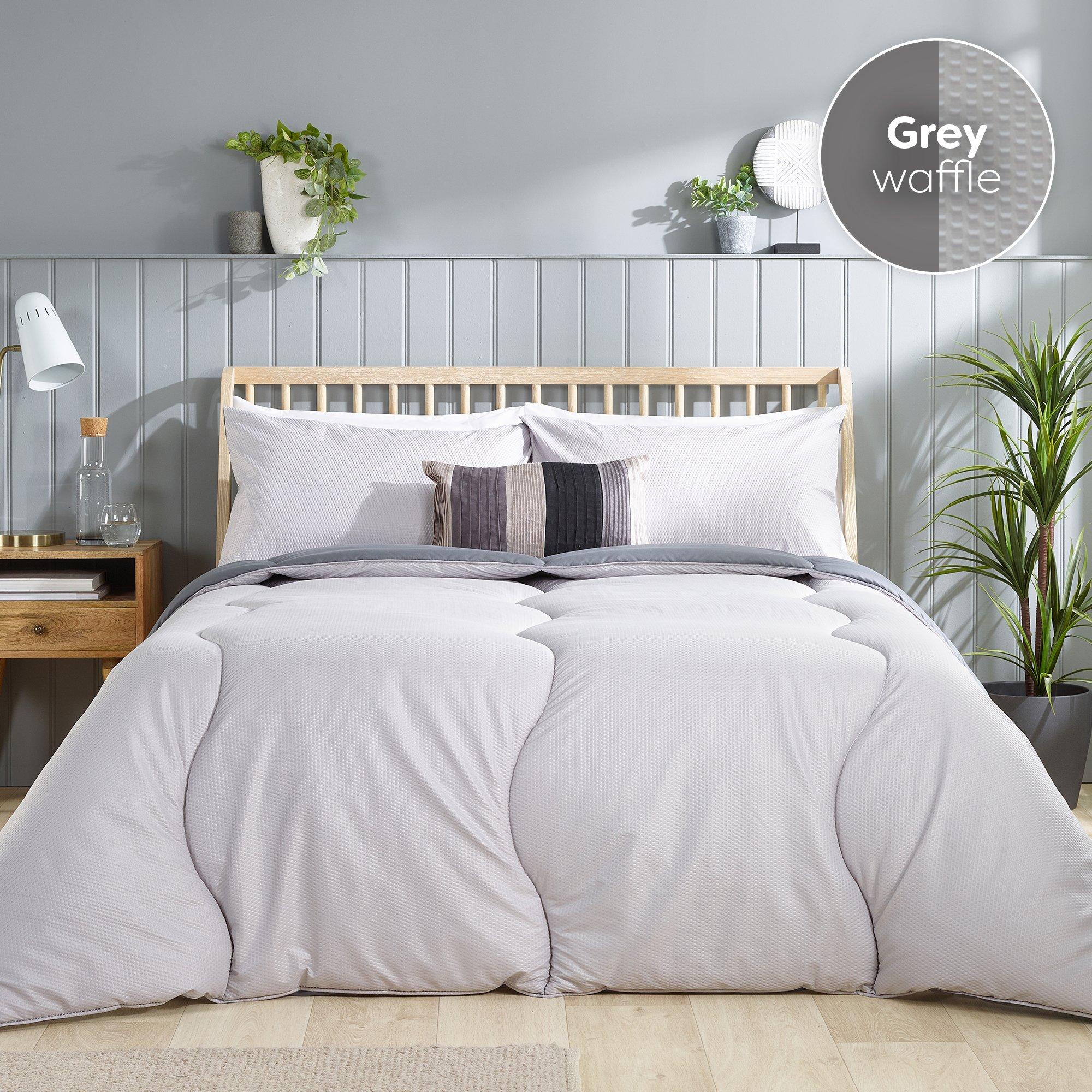 Slumberdown  Coverless Comfort 10.5 Tog Duvet - Embossed Waffle - Double