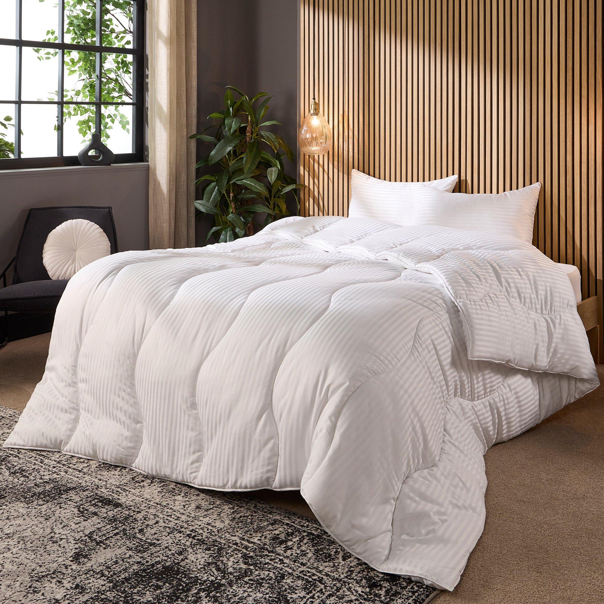 White - Snuggledown - Luxuriously Soft & Cosy Duvet 10.5 Tog - 1