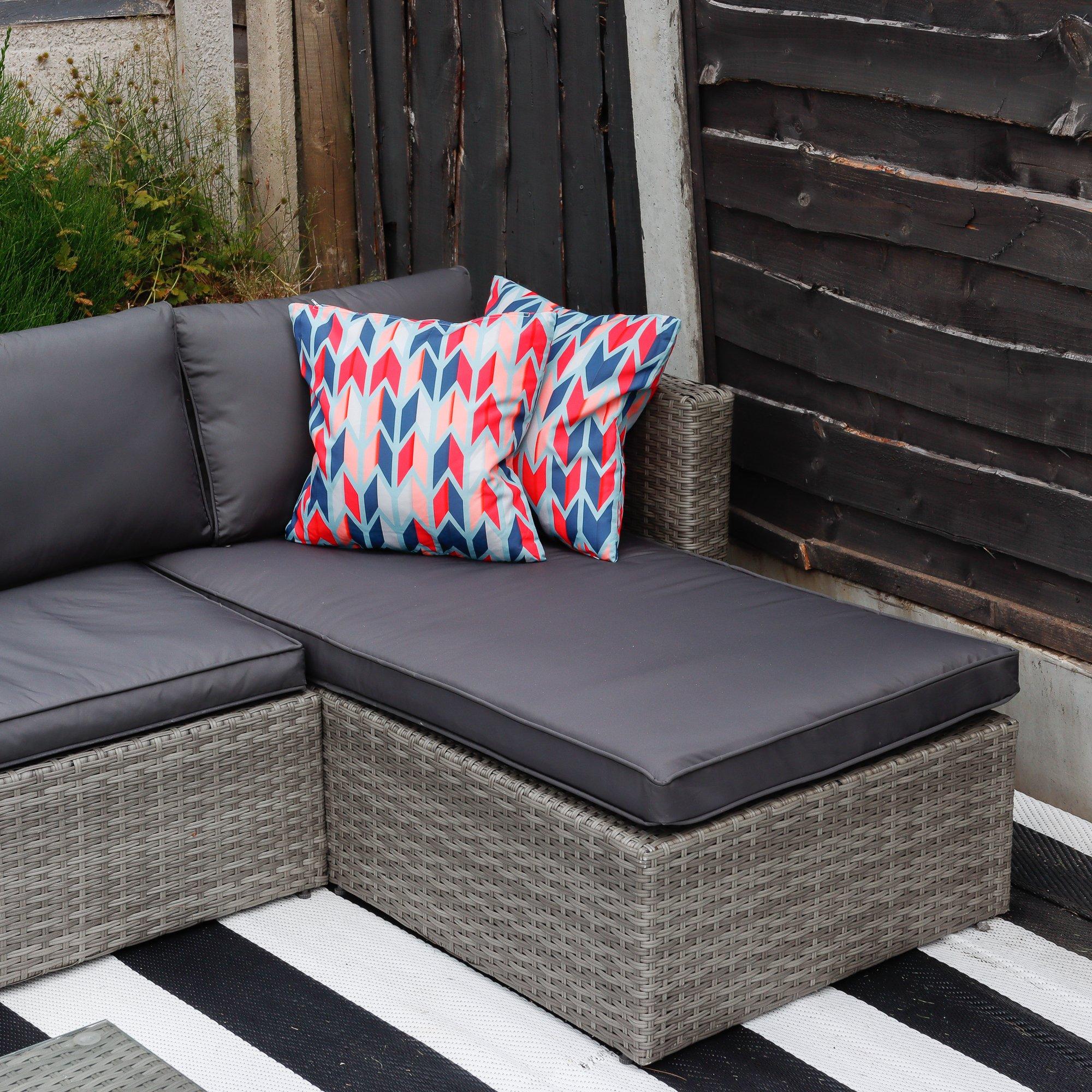 Multi - Streetwize - Outdoor Arrow Scatter Cushions - 4