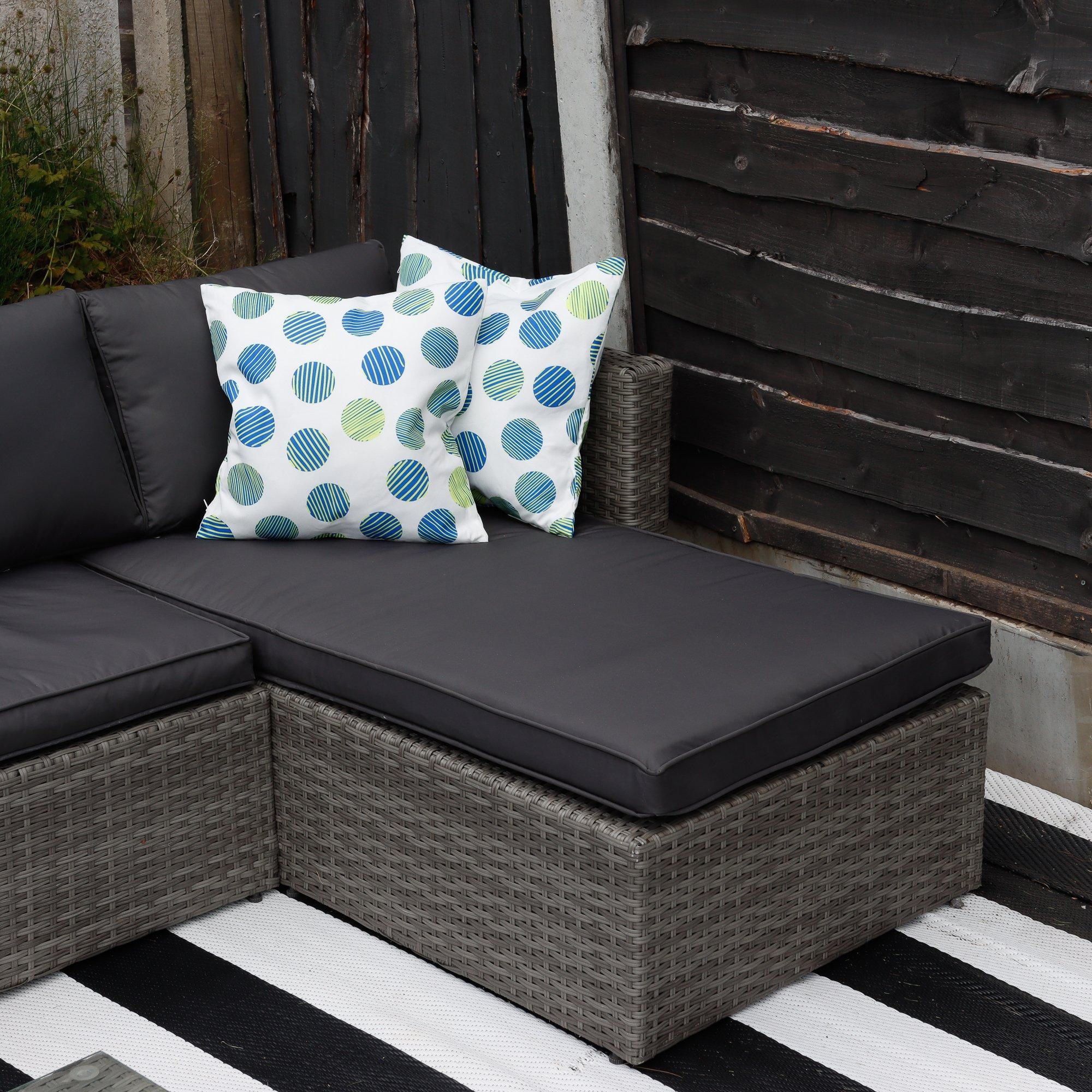 Multi - Streetwize - Outdoor Polka Dot Scatter Cushions - Pack of 6 - 5