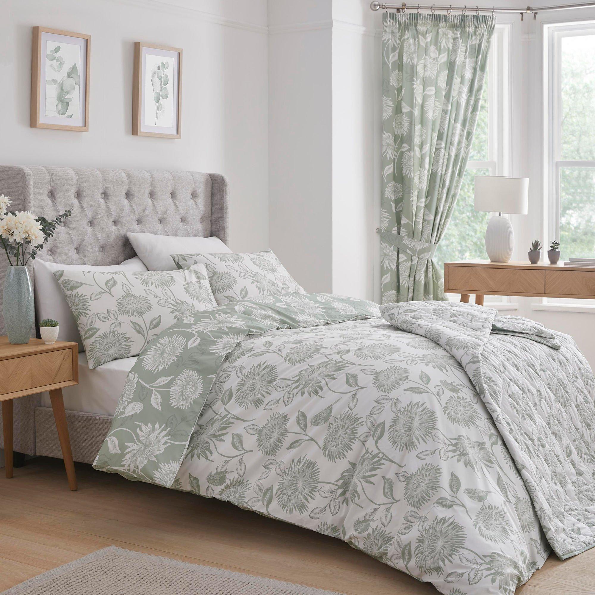 Green - Dreams and Drapes - Chrysanthemum Reversible Duvet Cover Set - 4