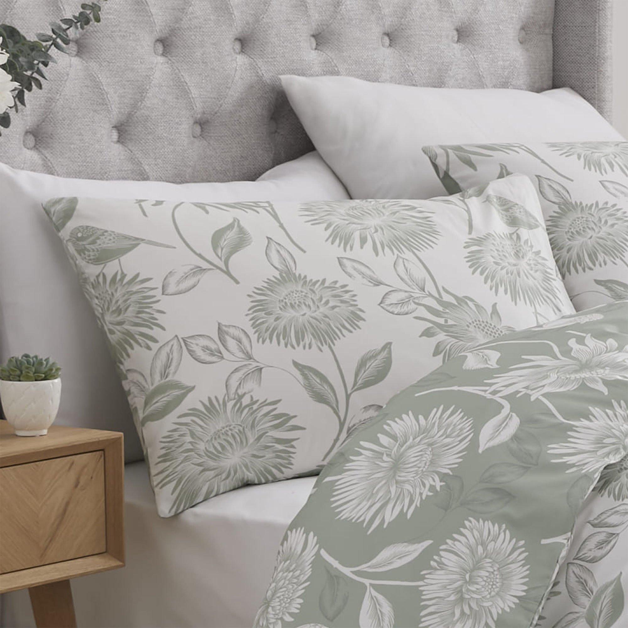 Green - Dreams and Drapes - Chrysanthemum Reversible Duvet Cover Set - 5