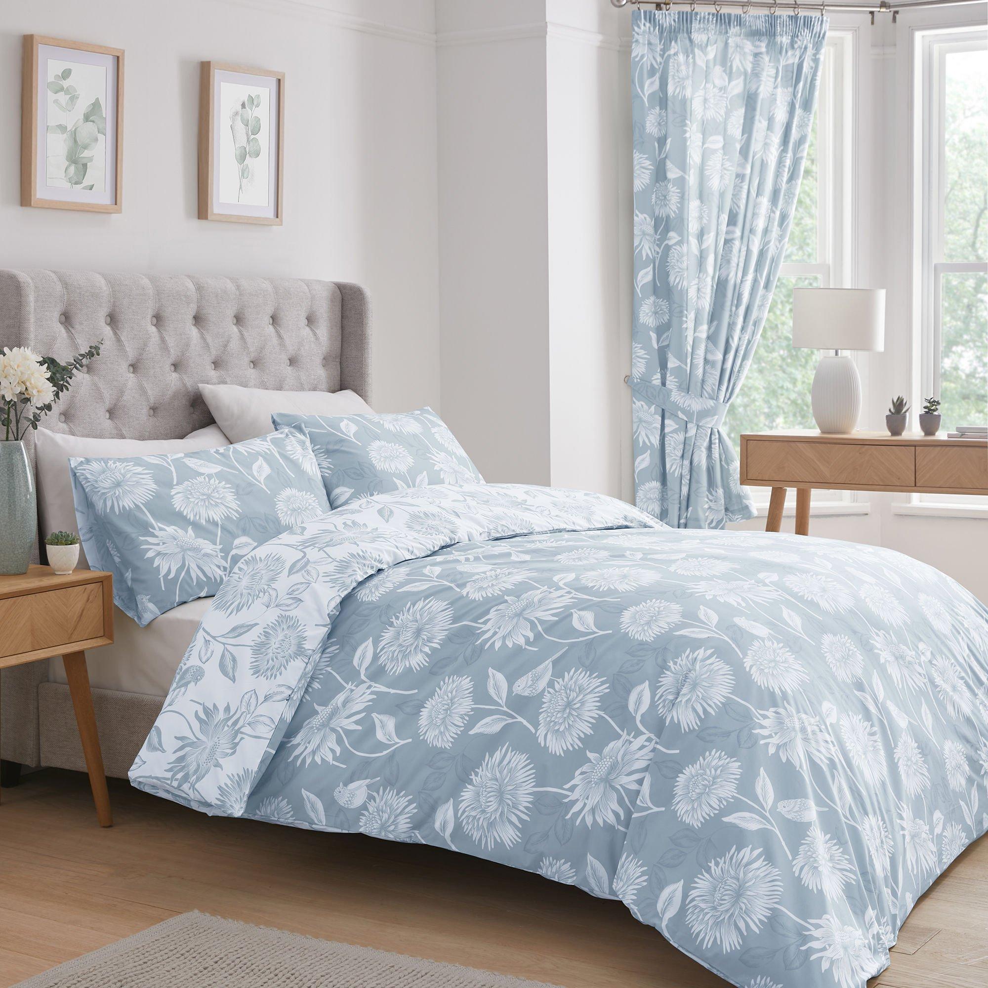 Dreams And Drapes  Chrysanthemum Duvet Cover Set In Blue - Single