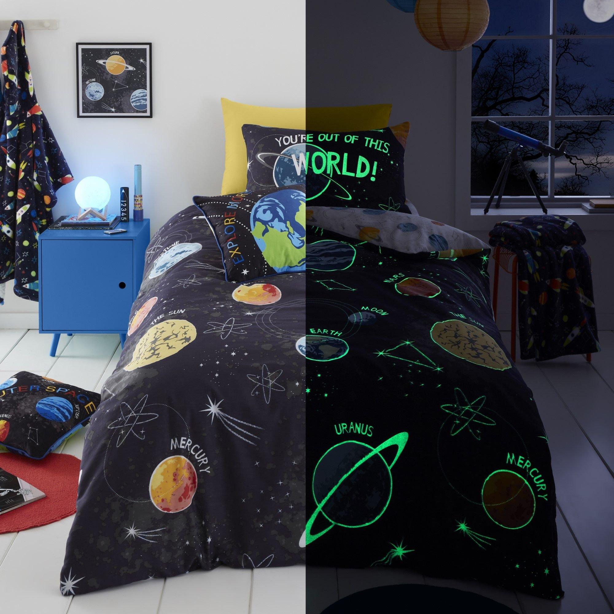 Black - Bedlam - Outer Space Kids Night Glow Duvet Cover Set Black - 1