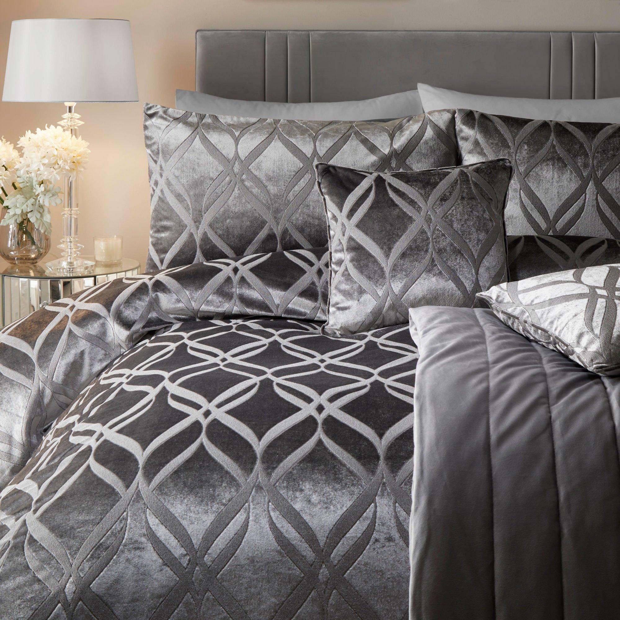 Slate - Soiree - Belfort Velvet Ogee Duvet Cover Set in Slate - 2
