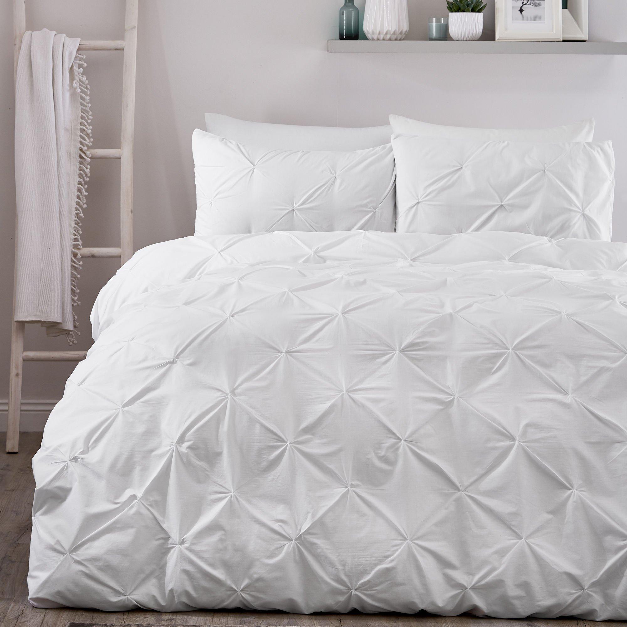 White - Serene Home - Lara Pleated Ruched Duvet Cover Set in White - 1