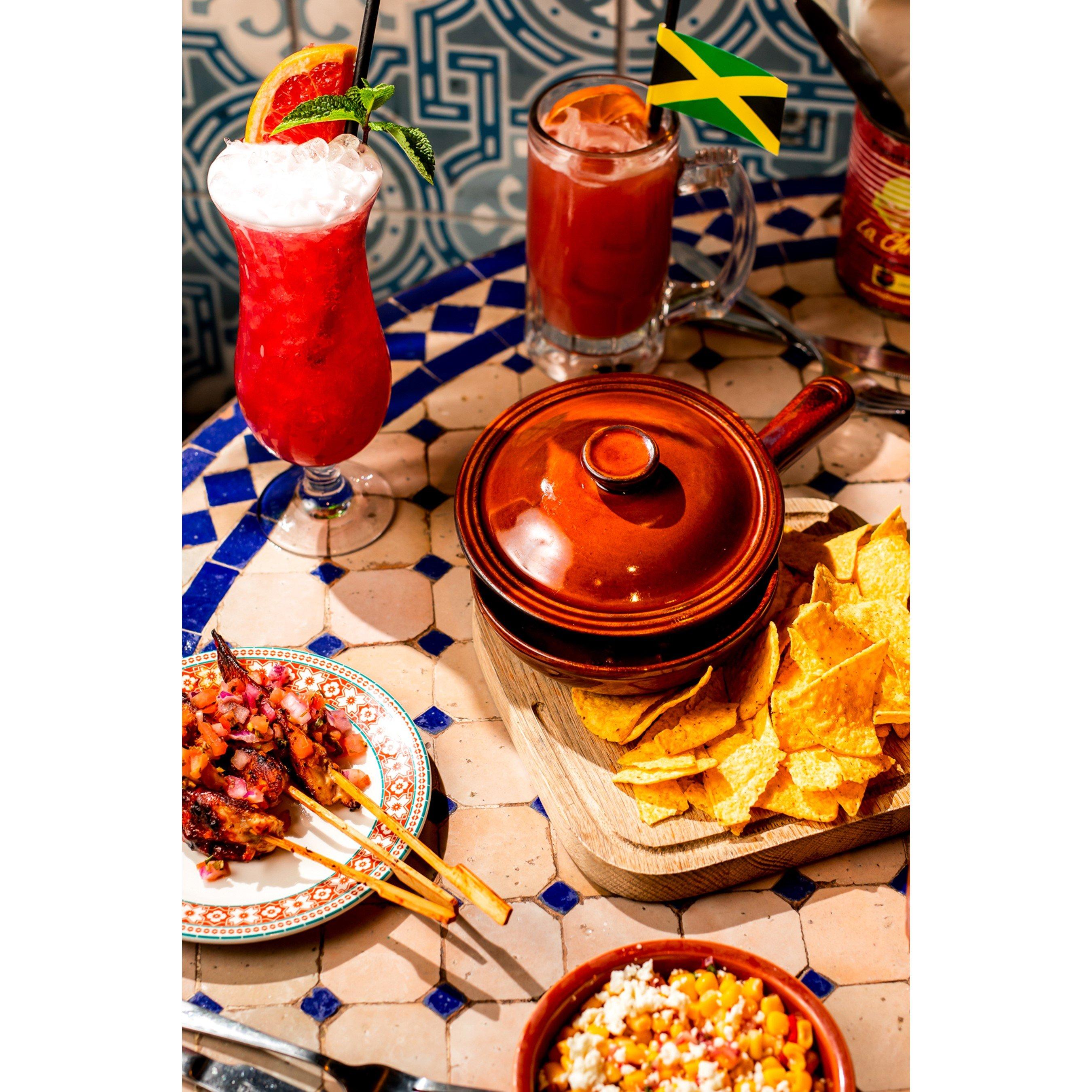 None - Activity Superstore - 5 Tapas Dishes and a Cocktail for Two at Revoluc¿o - 3