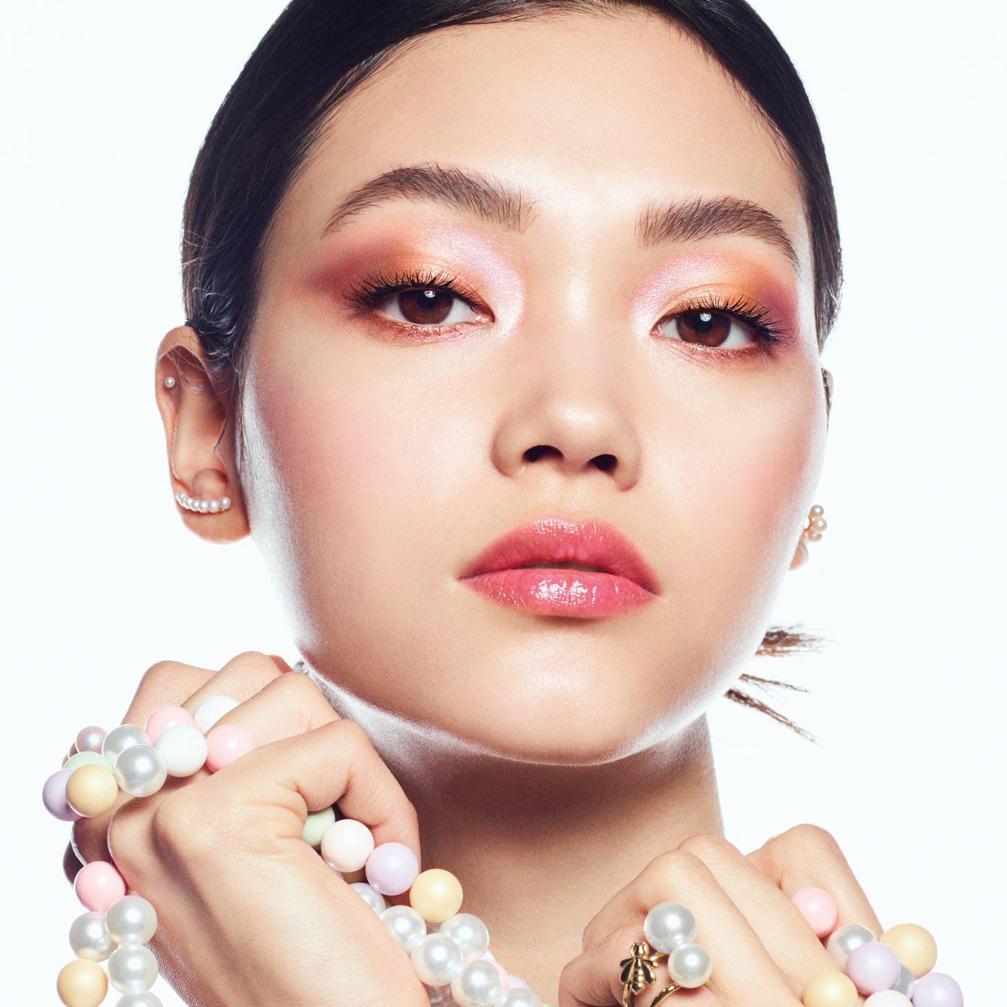 PEARLY WHITE - Guerlain - Meteorites Light-revealing pearls of powder - 7