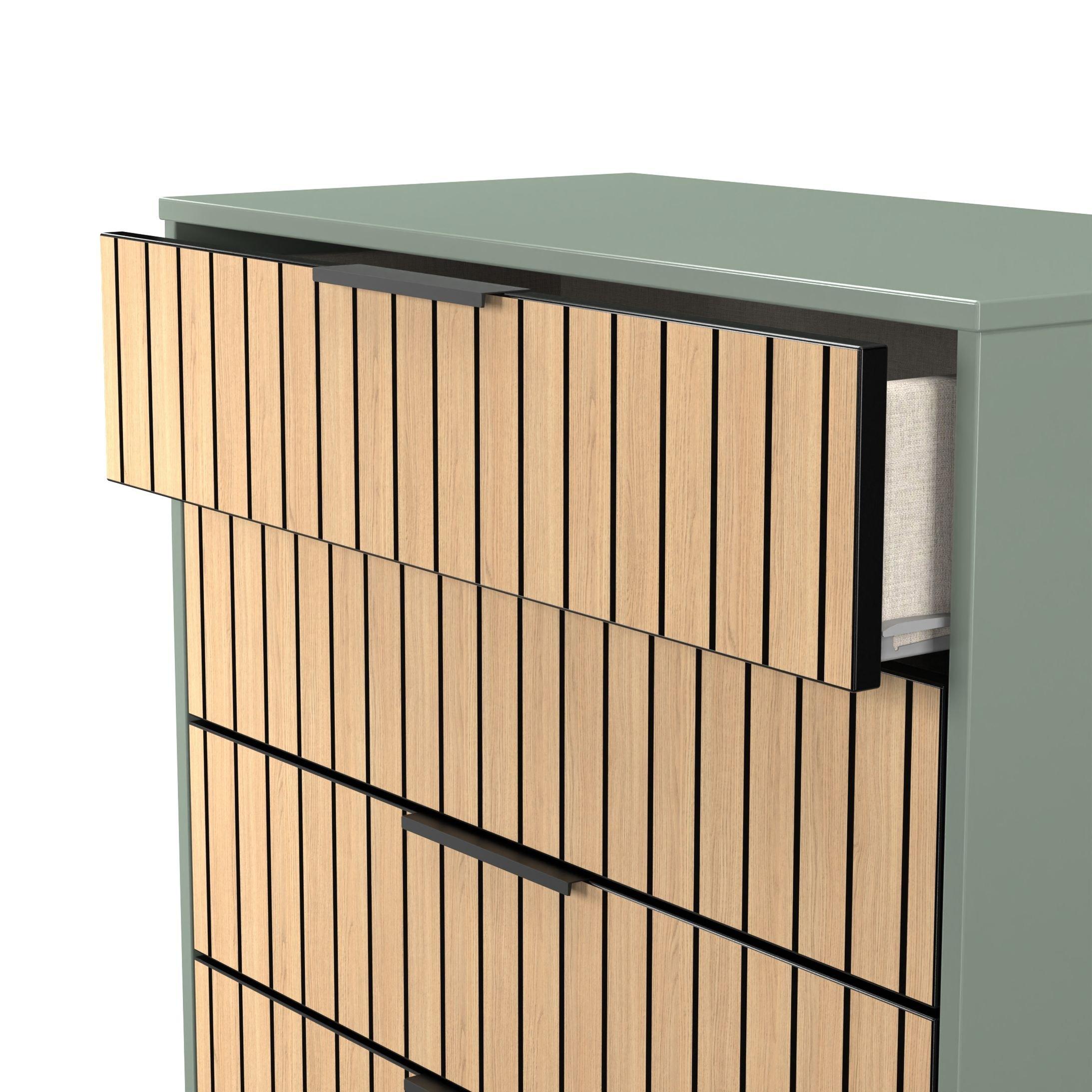 Slatted Oak & R - Welcome Furniture - Fiji 4 Drawer Chest - Ready Assembled - 6