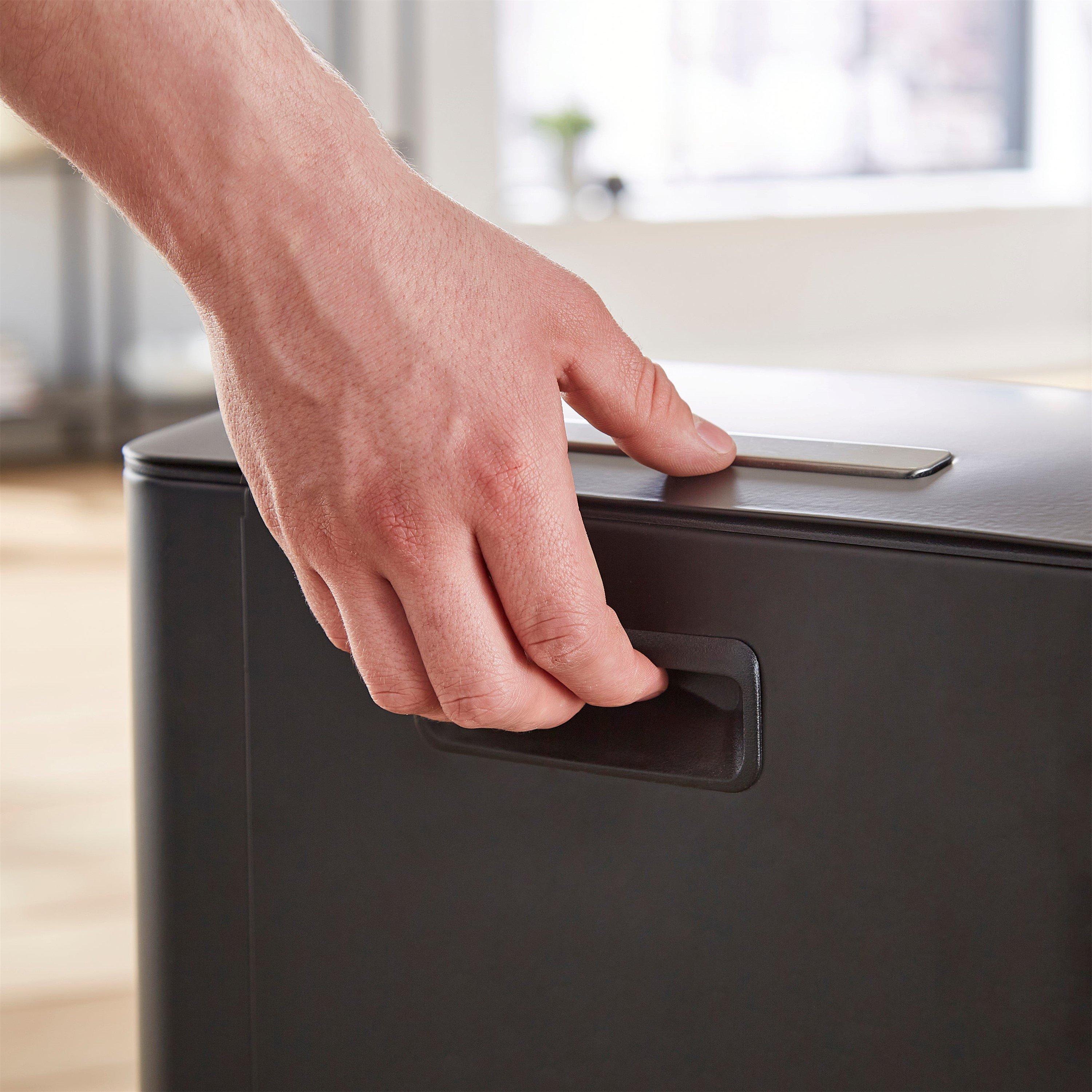 Black - Swan - Stealth 30L Pedal Bin - 12