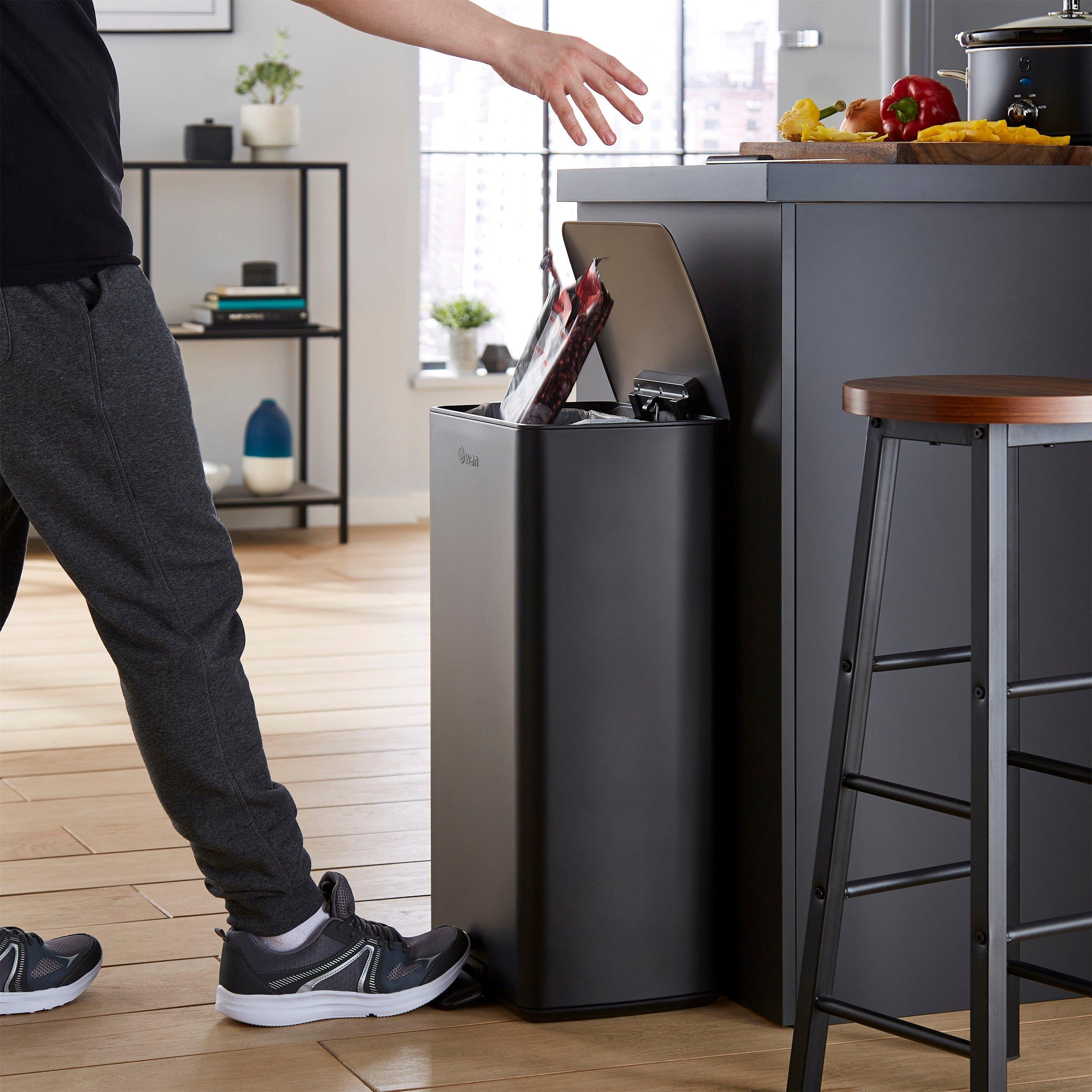 Black - Swan - Stealth 30L Pedal Bin - 5