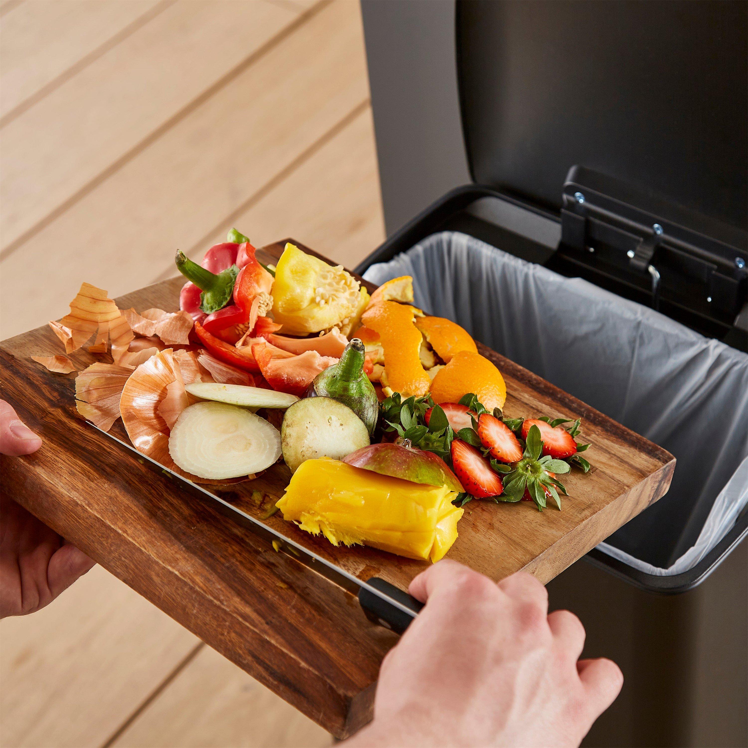 Black - Swan - Stealth 30L Pedal Bin - 8