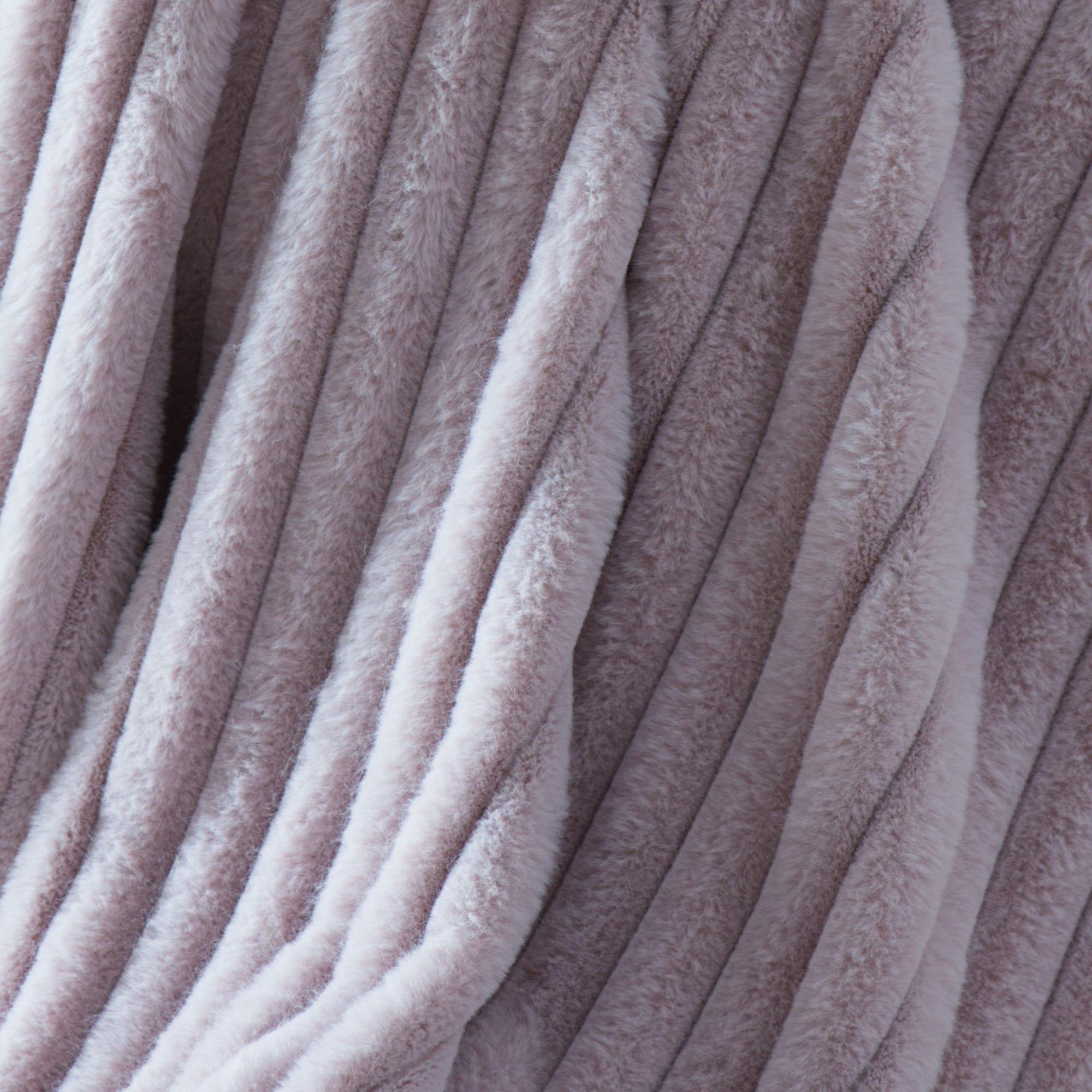 Mauve - Appletree - Morritz Faux Fur Throw - 2
