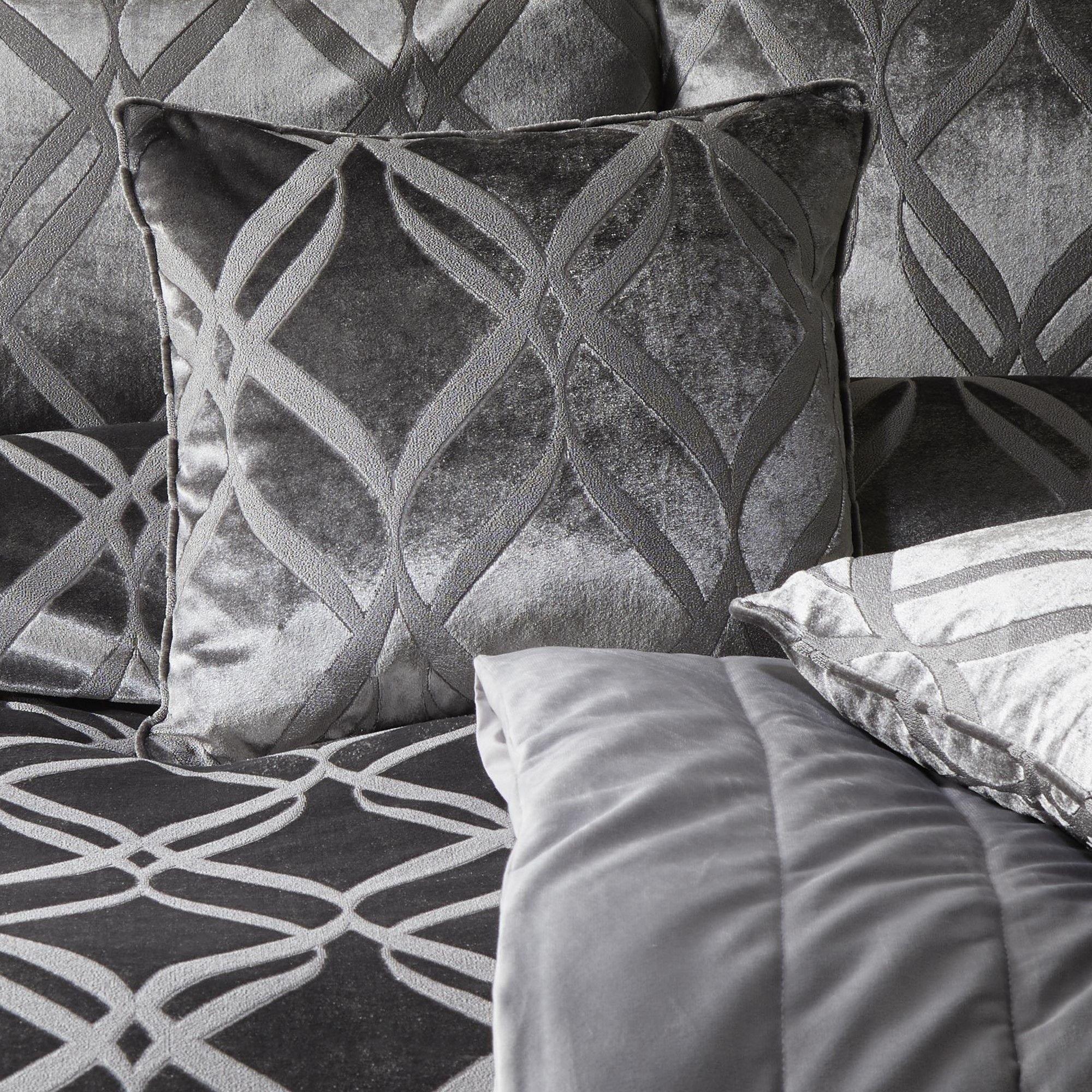 Serene Home  Belfort Jacquard Filled Cushion - Slate - 43 x 43cm