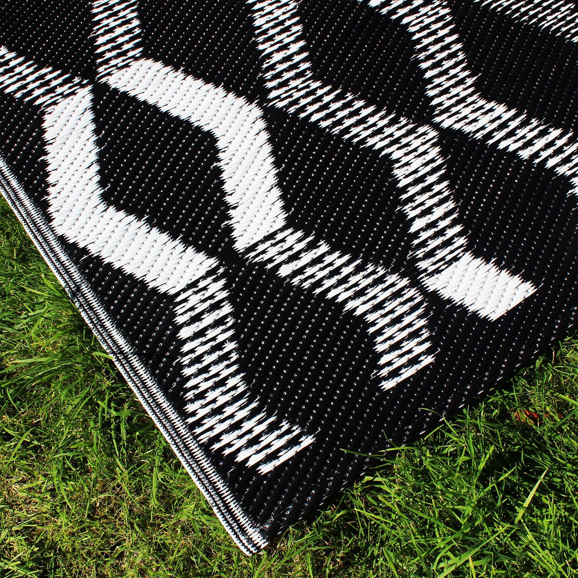 Black - Fusion - Rico Outdoor Rug - Water and UV Resistant - 2