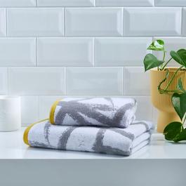 Fusion Leda Jacquard Hand and Bath Towels