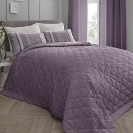 Dreams and Drapes Hanworth Quilted Bedspread