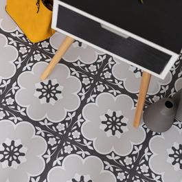 Floor Pops Self Adhesive Vinyl Floor Tiles Daphne Black