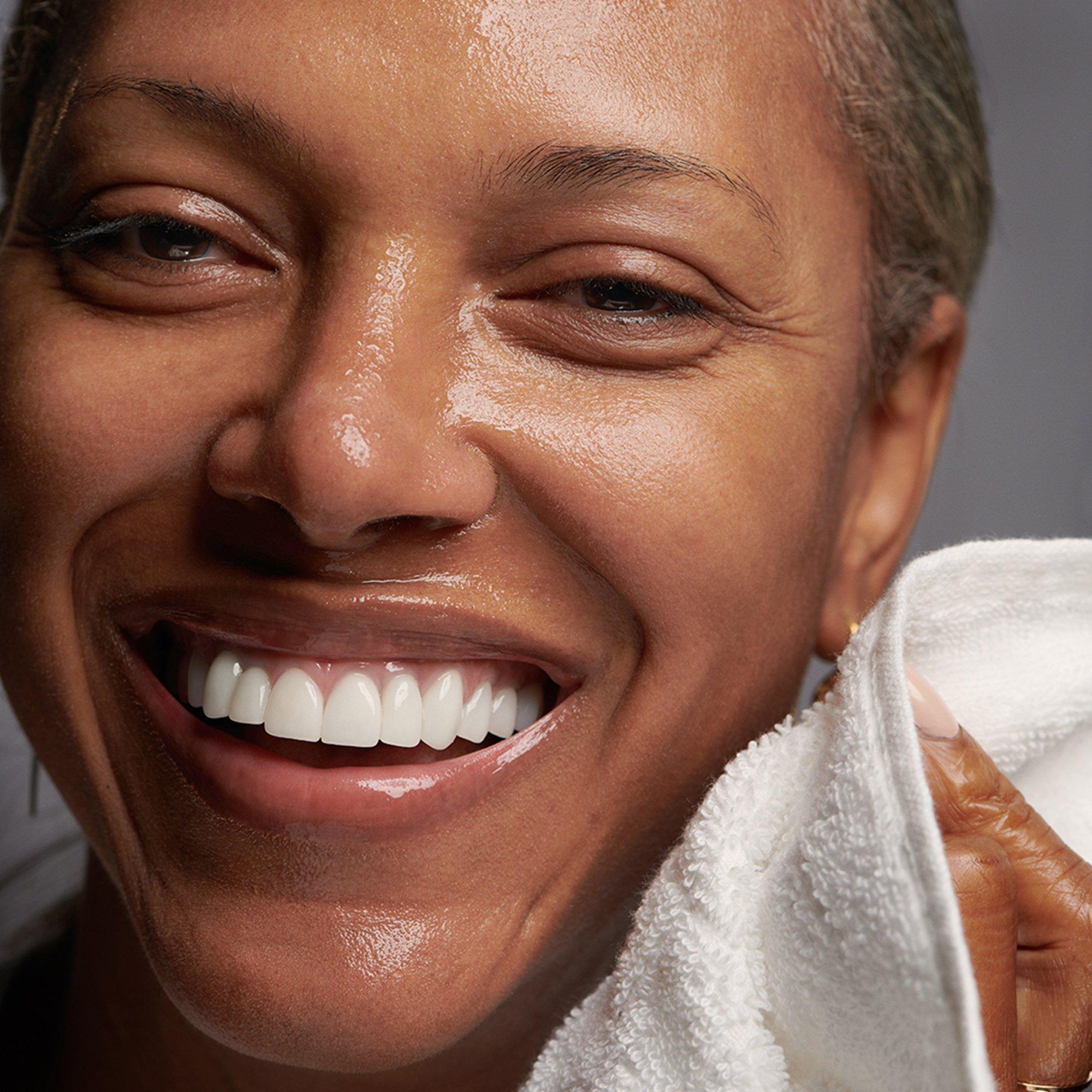 Clear - Bobbi Brown - Bobbi Brown Cleansing Oil - 5