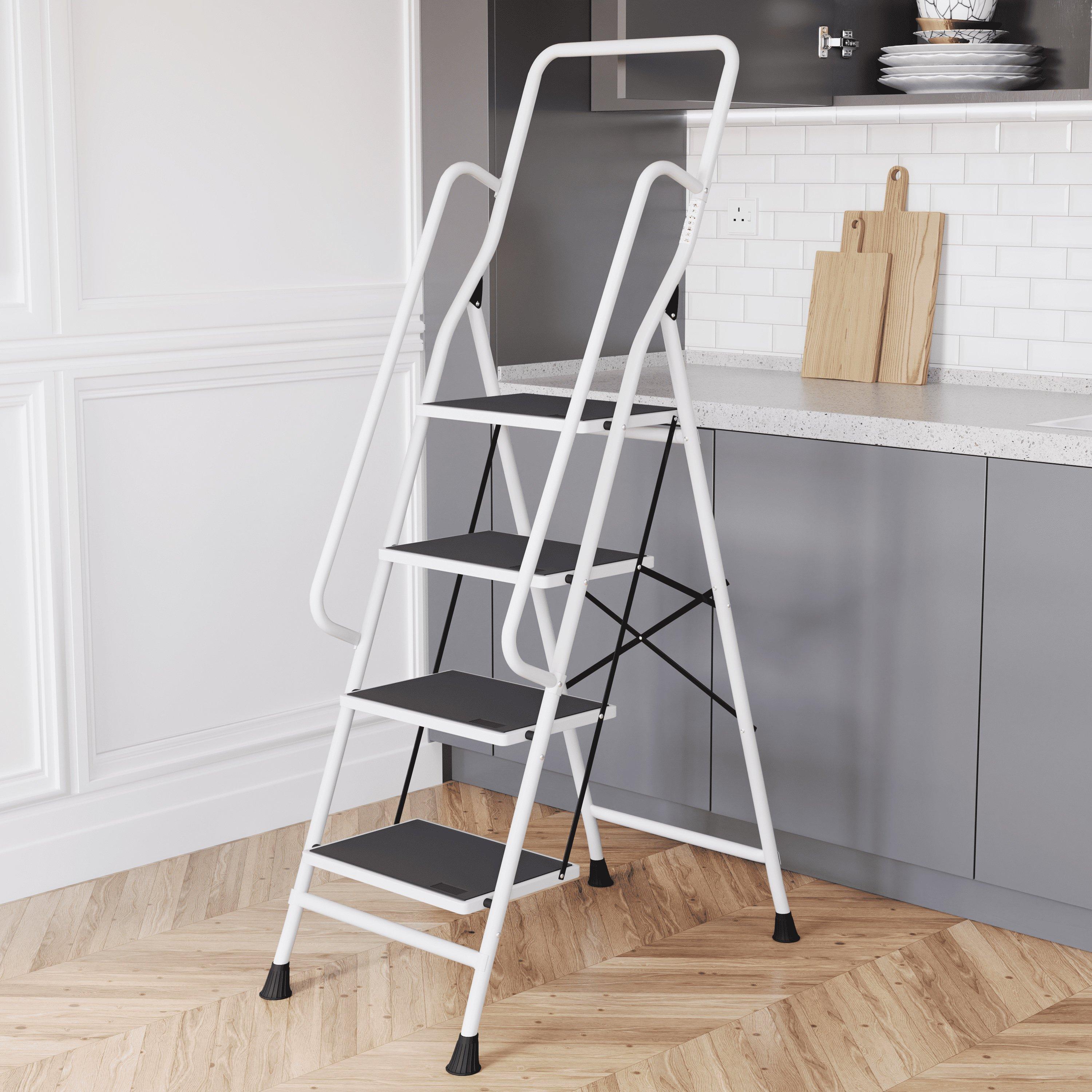 White - Lassic - Home Vida 4 Step Ladder With Handrail - 1