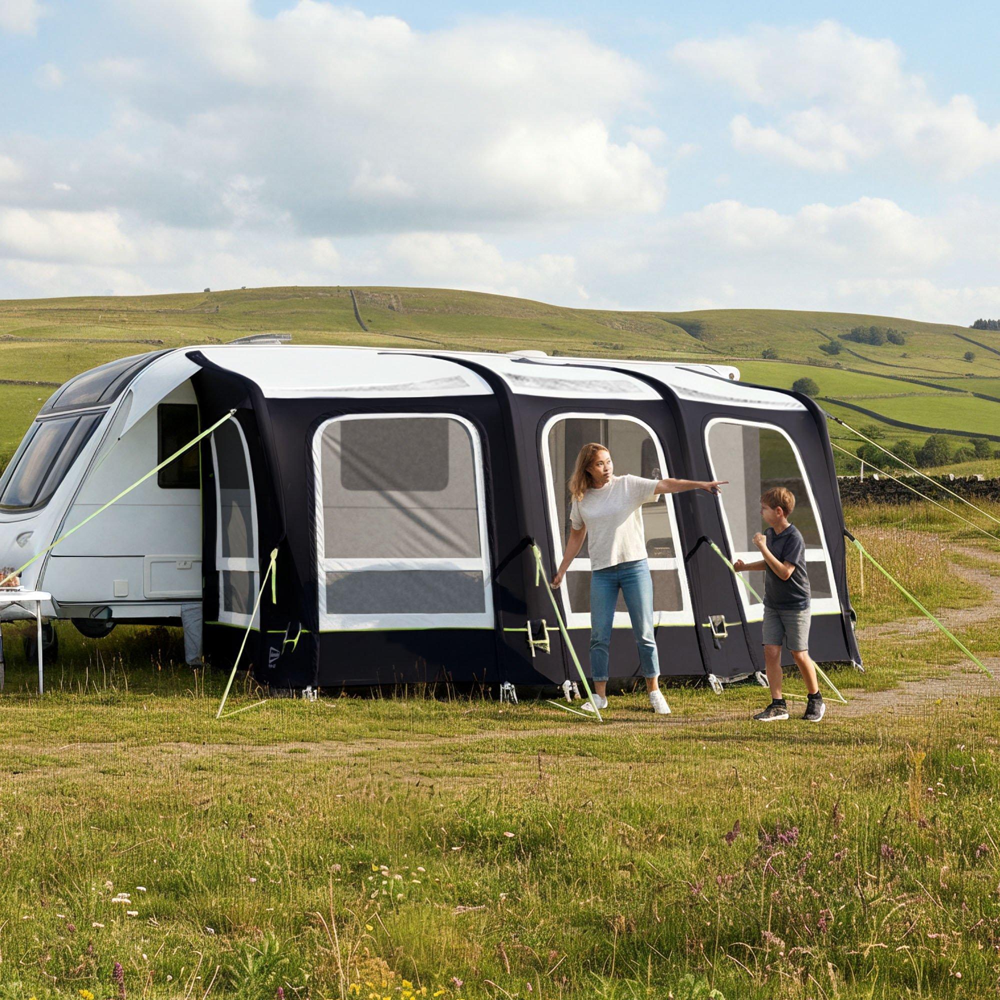 Black/Grey - Streetwize - Skyliner 420 Single Air Awning - Black/Silver - 1