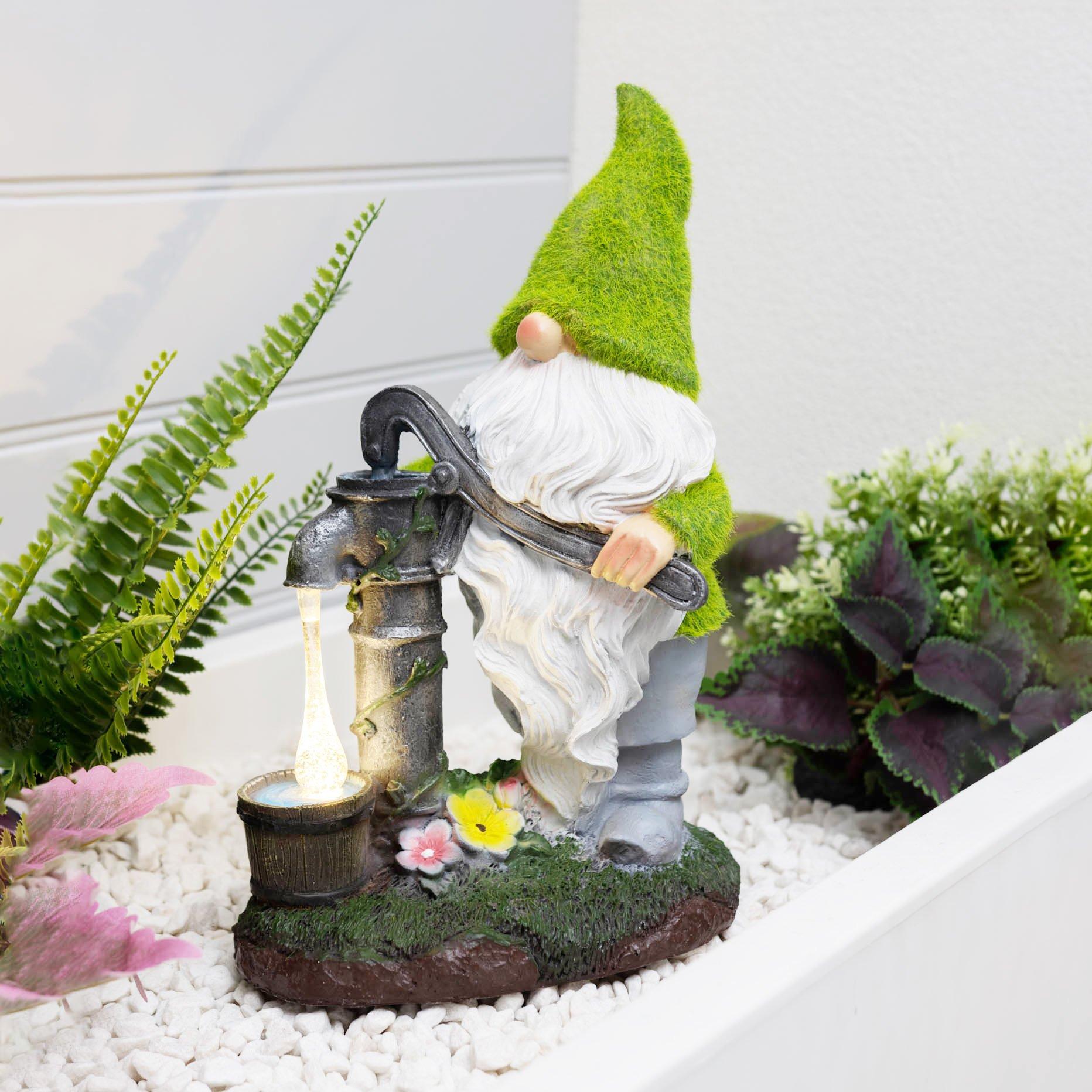 Streetwize  Gonk Ornament With Water Pump & Solar Led -  - 18x11x28