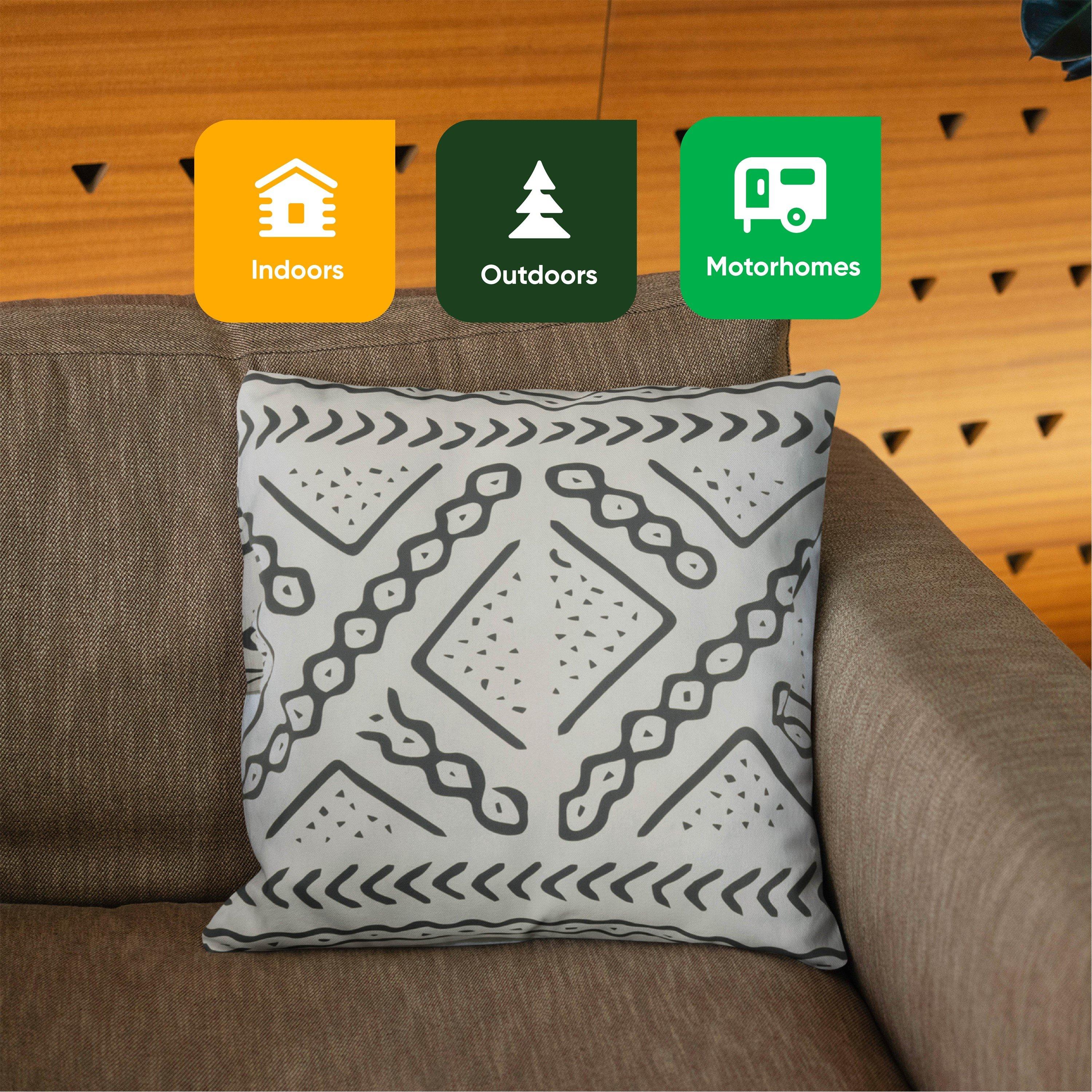 White/Black - Streetwize - Pair of Aztec Tribal Scatter Cushions - 6