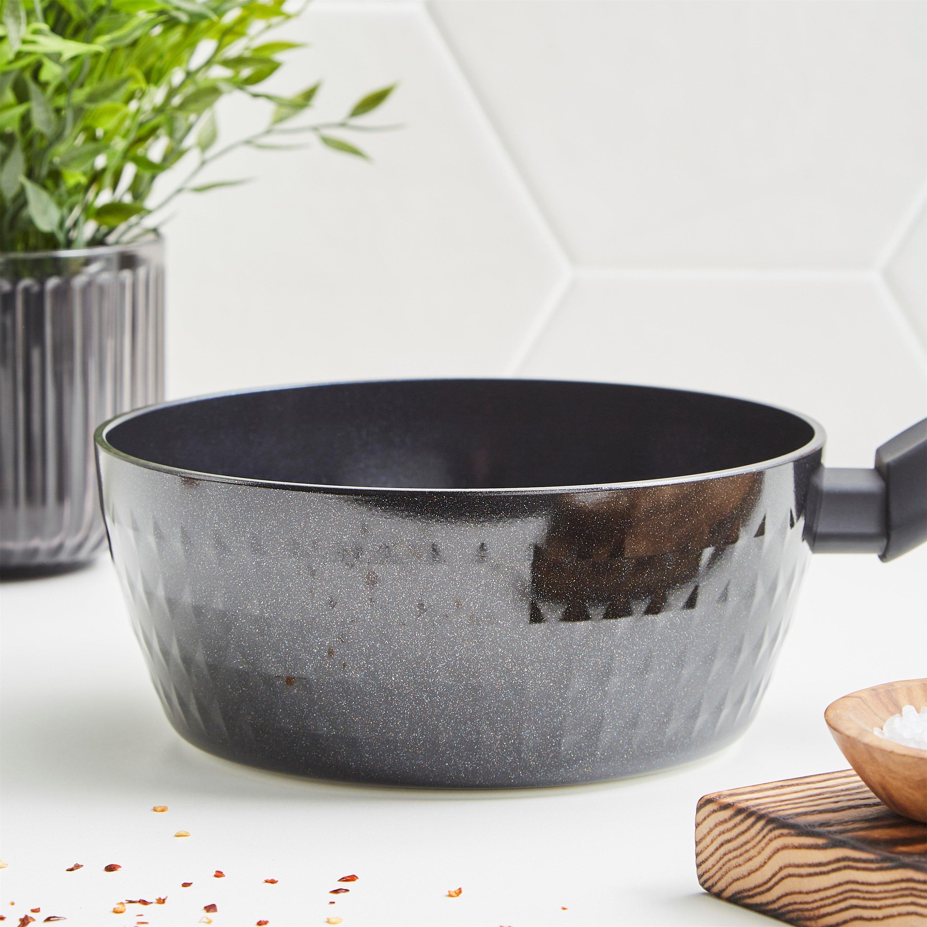 Black - Tower - Diamo 3 Piece Saucepan Set - 5