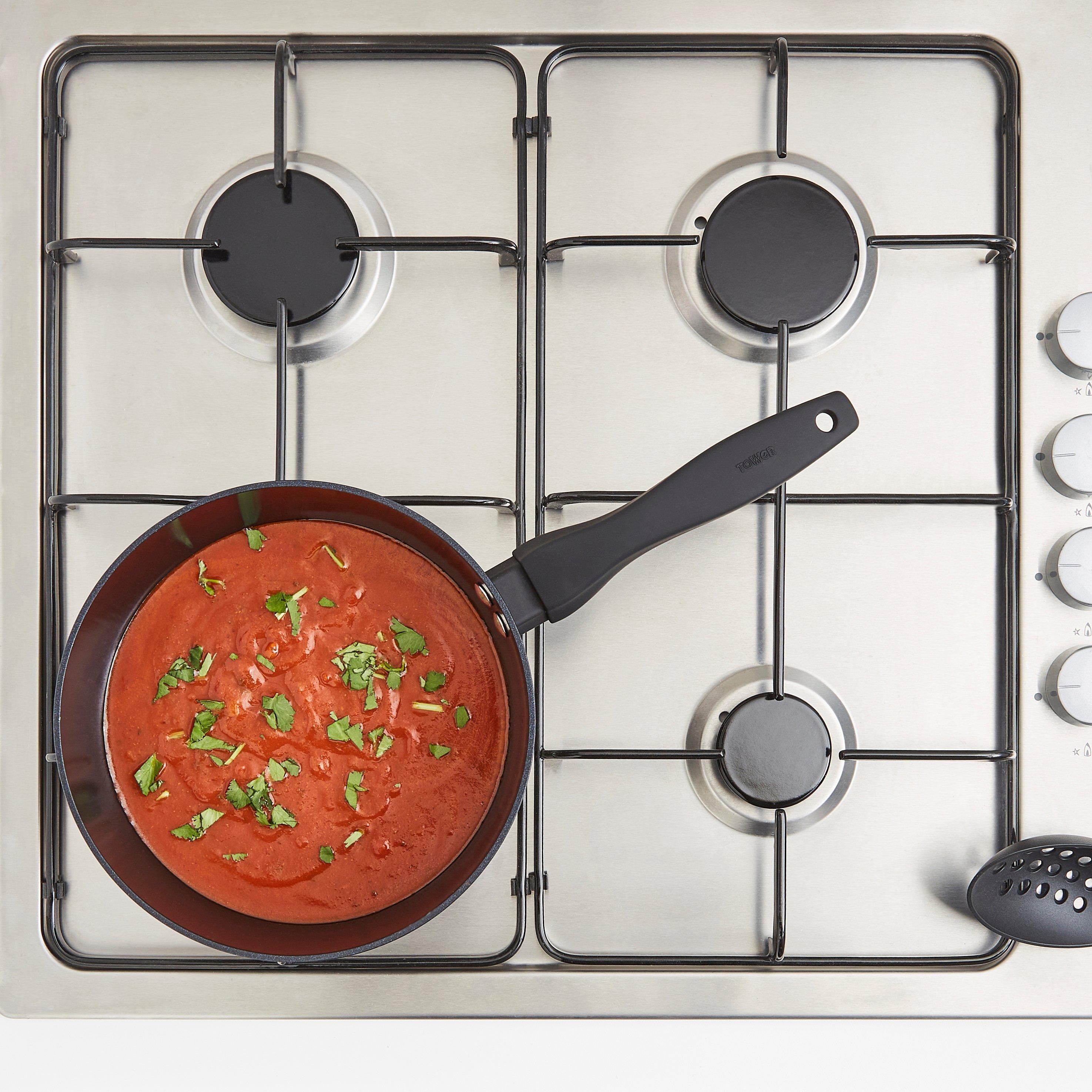 Black - Tower - Diamo 3 Piece Saucepan Set - 8