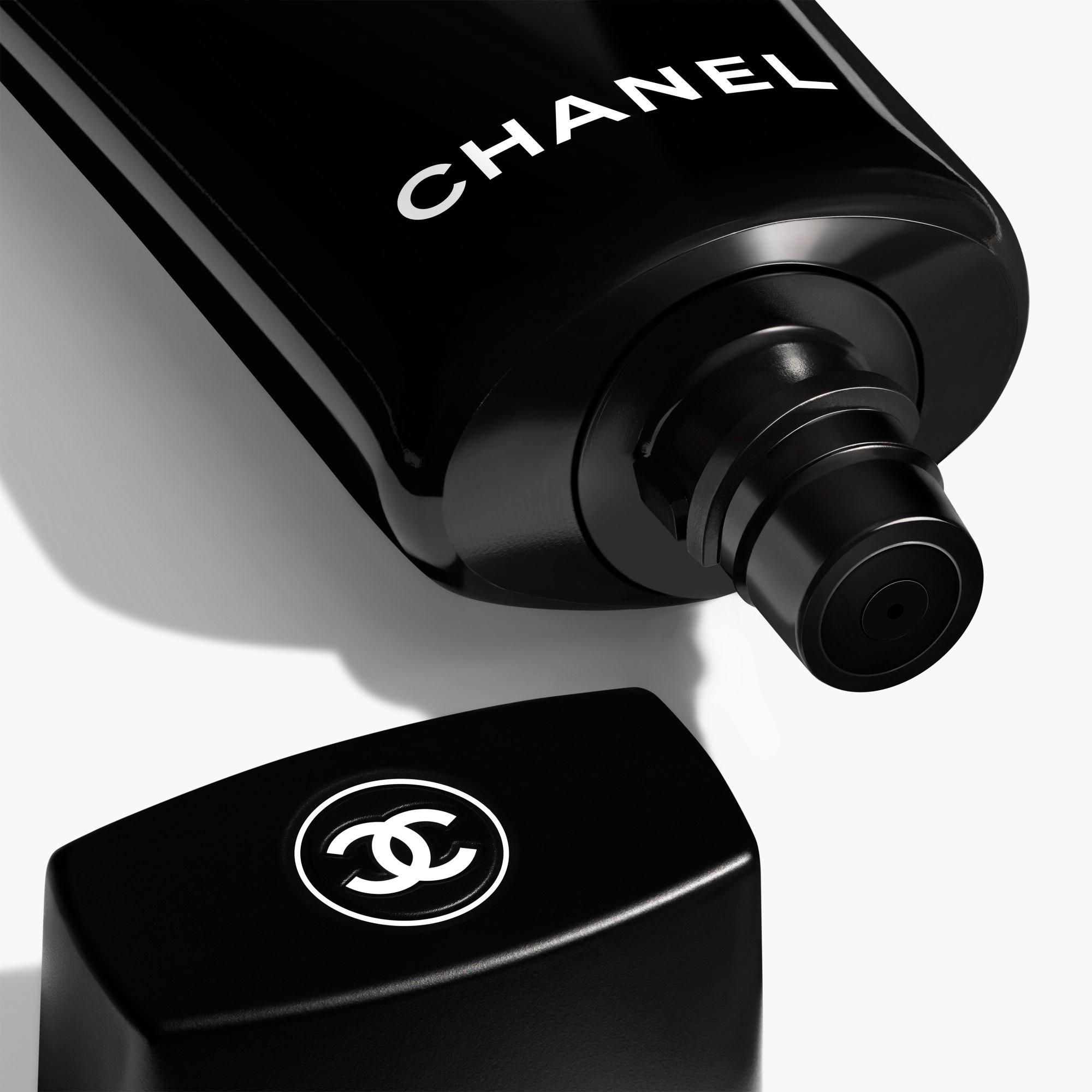 clear - CHANEL - LA BASE MATIFIANTE  PERFECTING MAKEUP PRIMER - MATTIFYING - MOISTURISING - 2