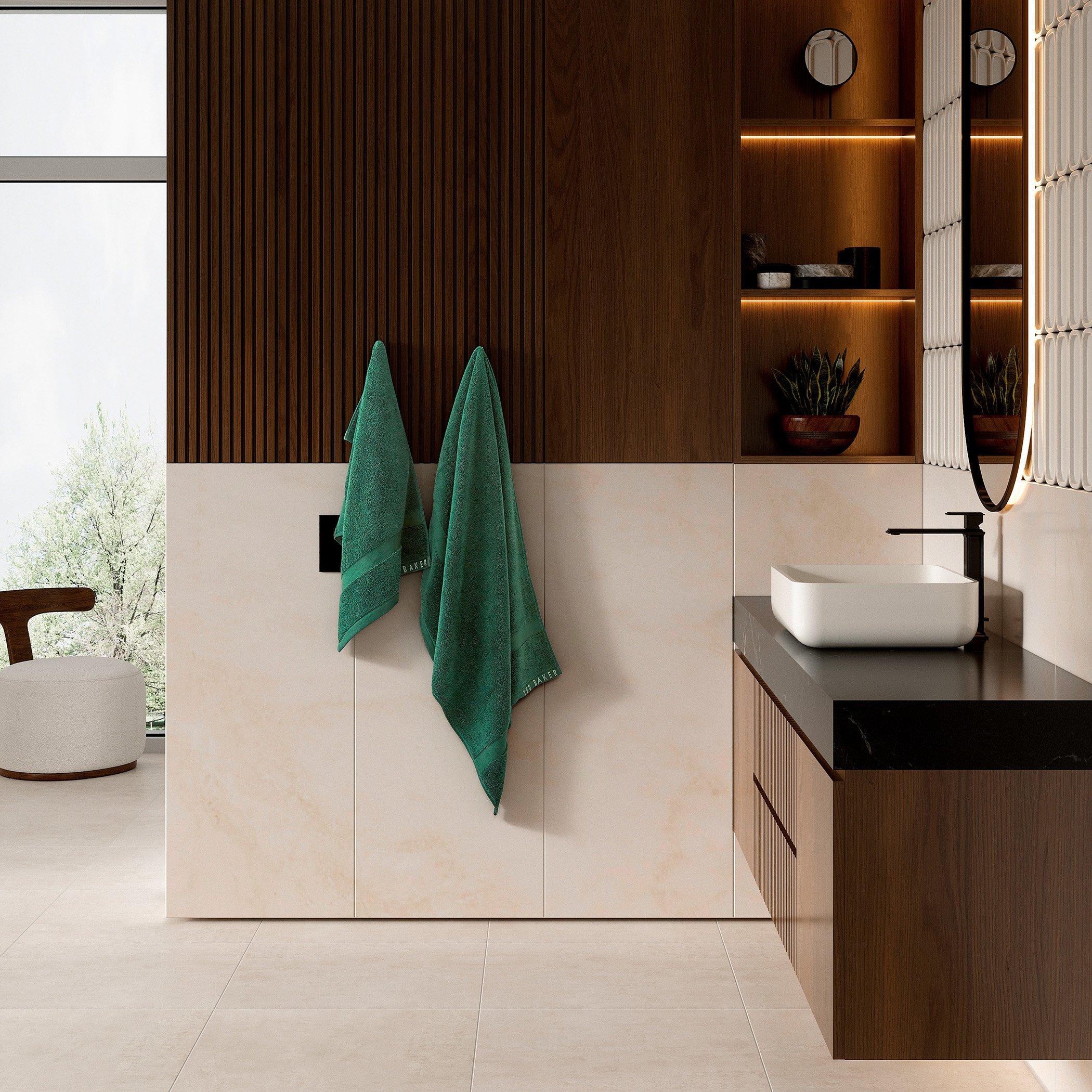 Ted Bak PlainDye Towel 00