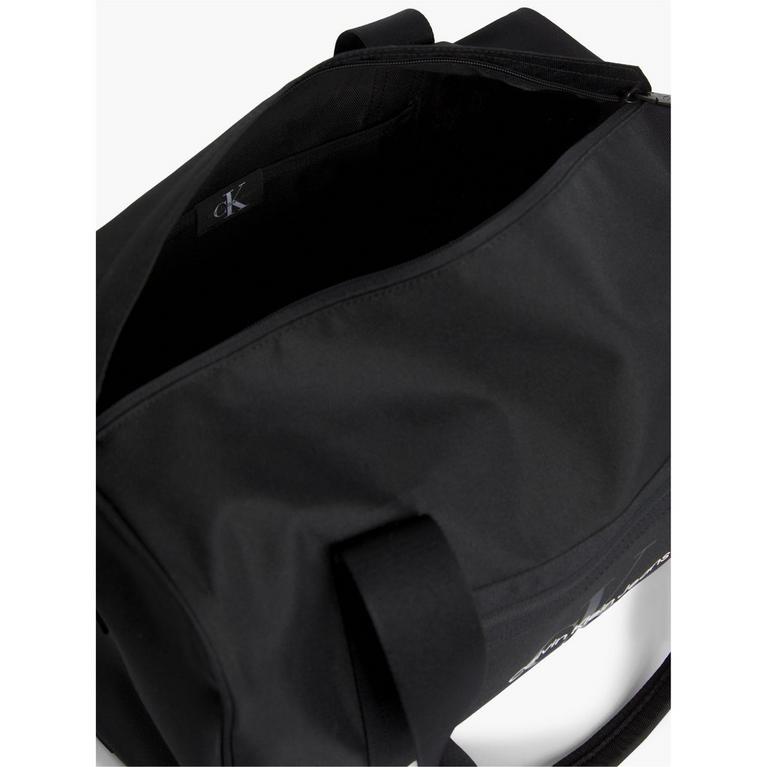 BDS noir - Trisha puff-sleeve dress - Moschino Swim stretch-cotton shorts - 3