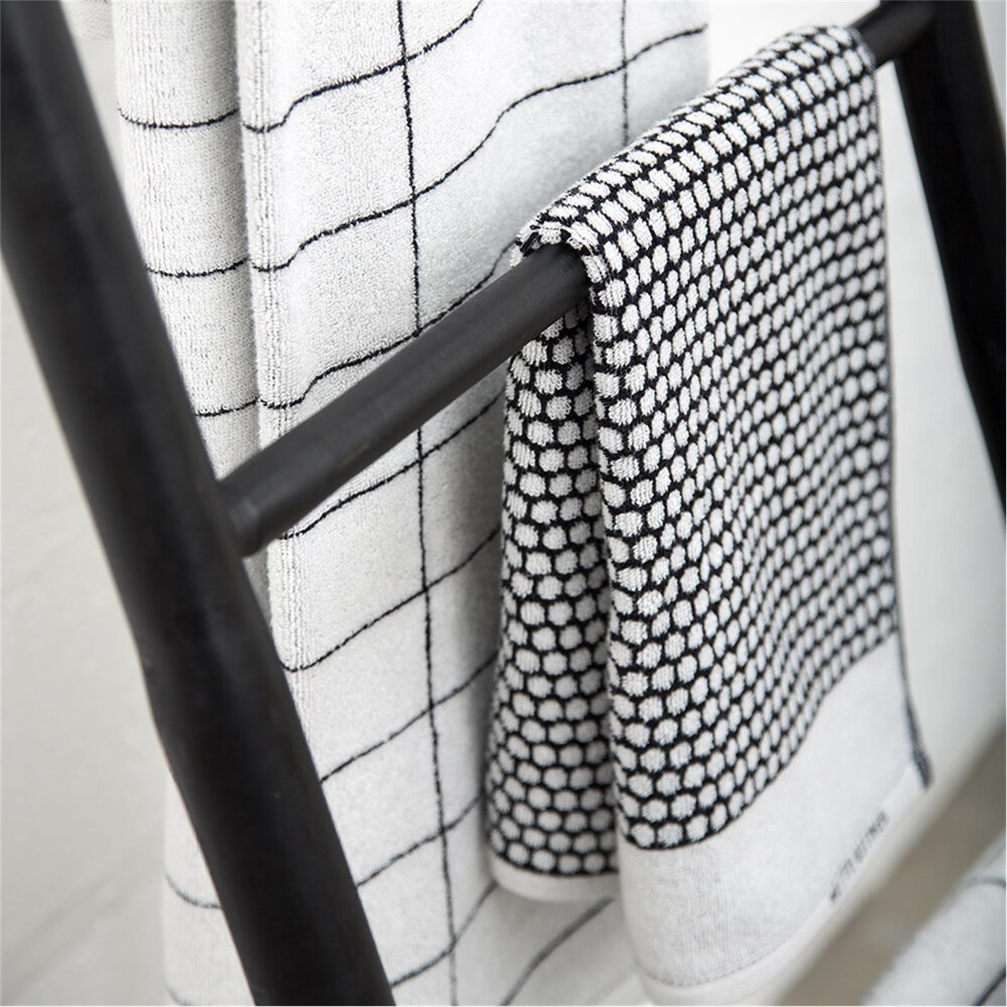 Black and White - Mette Ditmer Denmark - Grid Towel - Black/Off White - 5