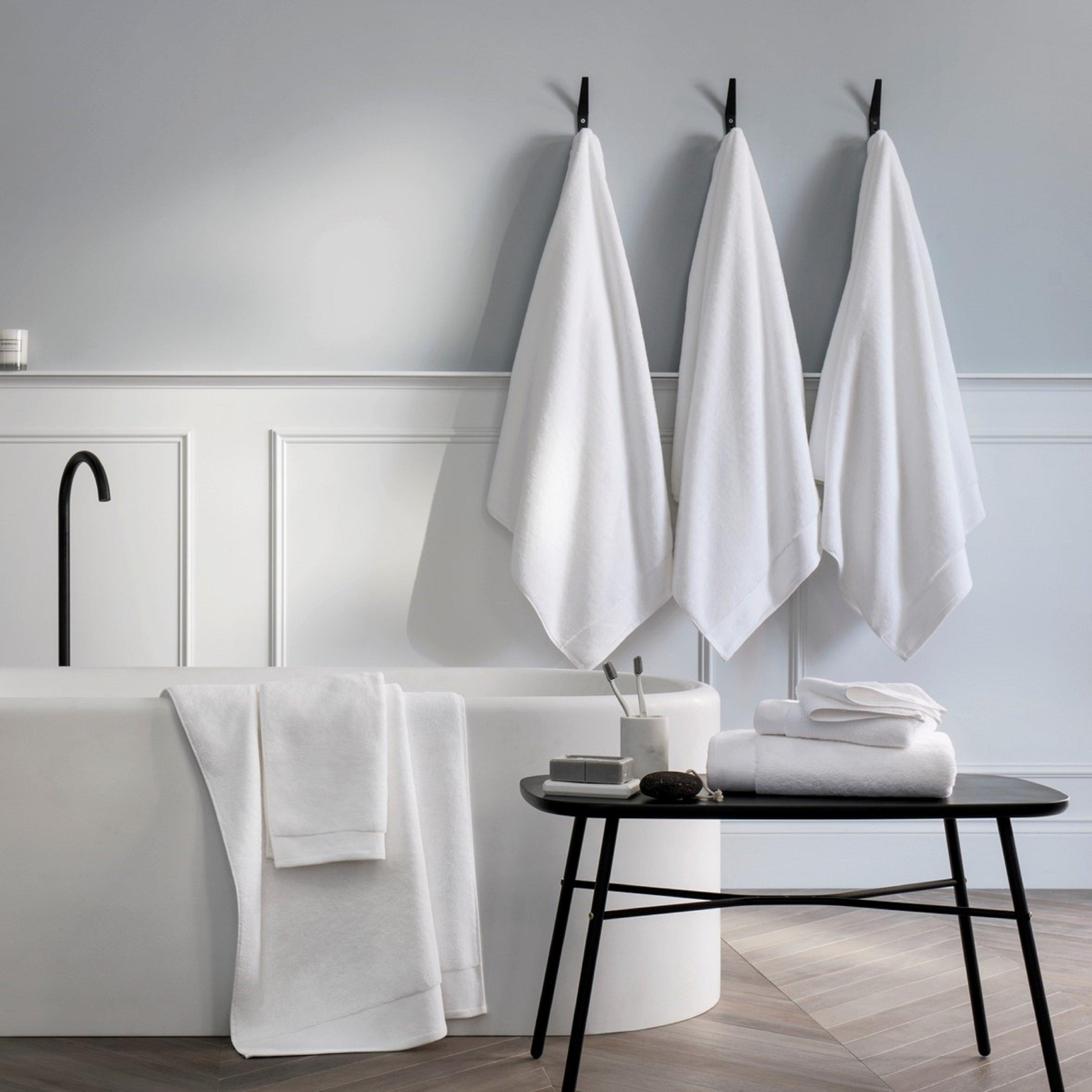 White - Sheridan - Luxury Retreat Towel - 4