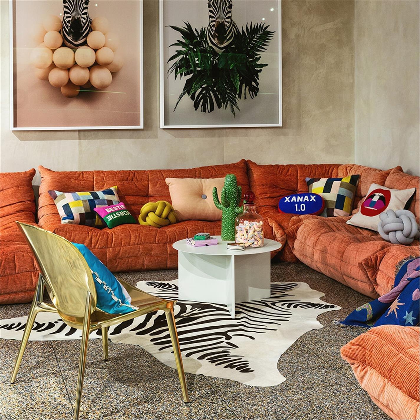 Lips Full - Jonathan Adler - JonathanAdler Needlepoint Cushion - 45x45cm - 2