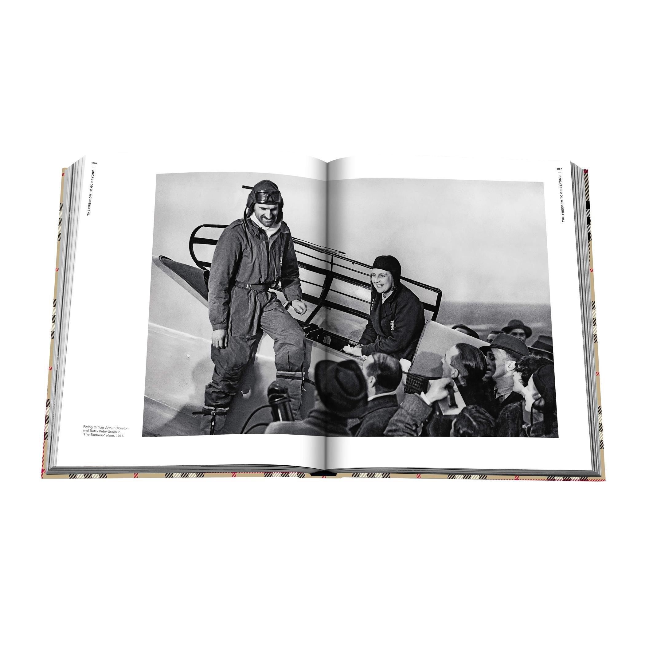 Beige - Assouline - Burberry Book - 6