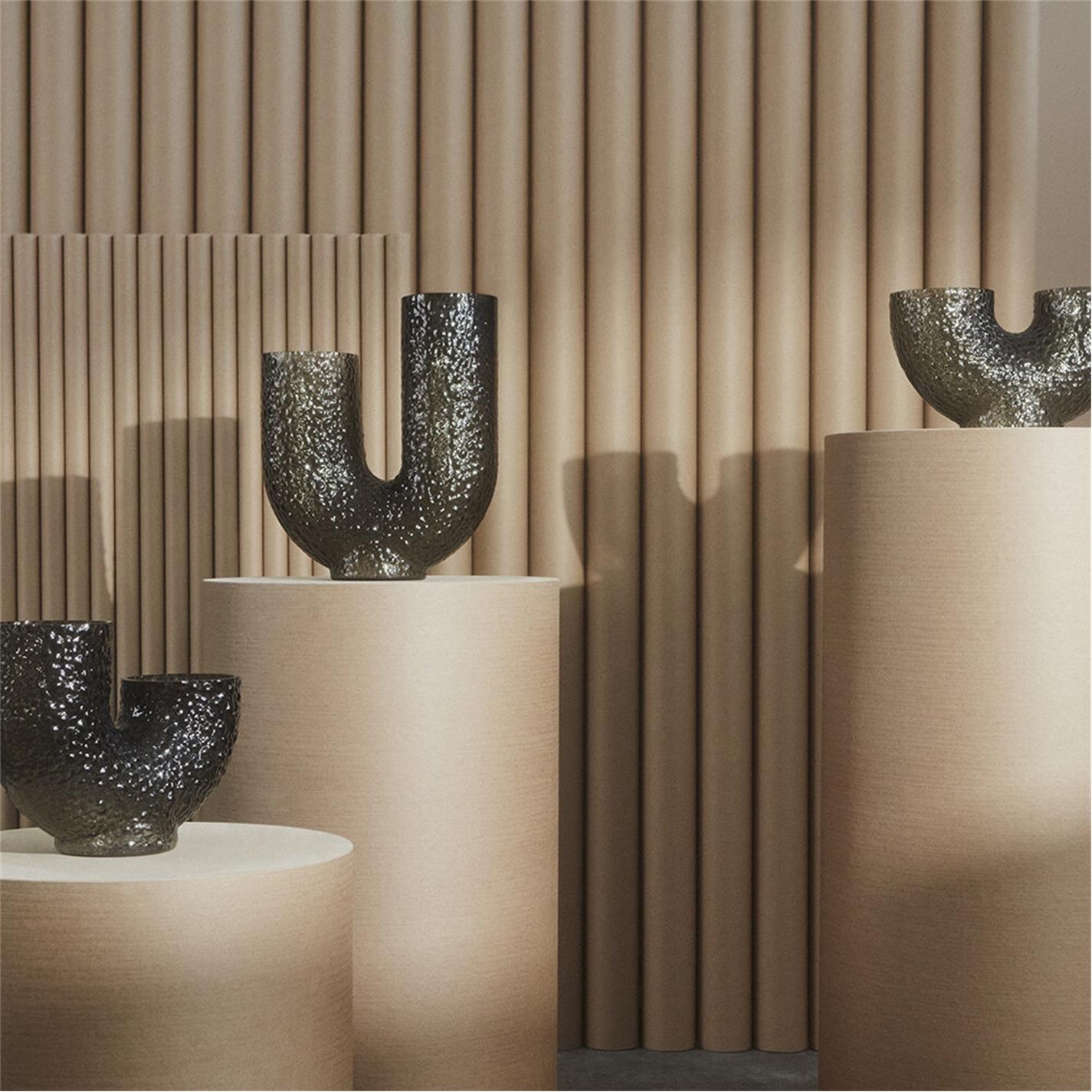 Black - AYTM - Arura Vase - 6