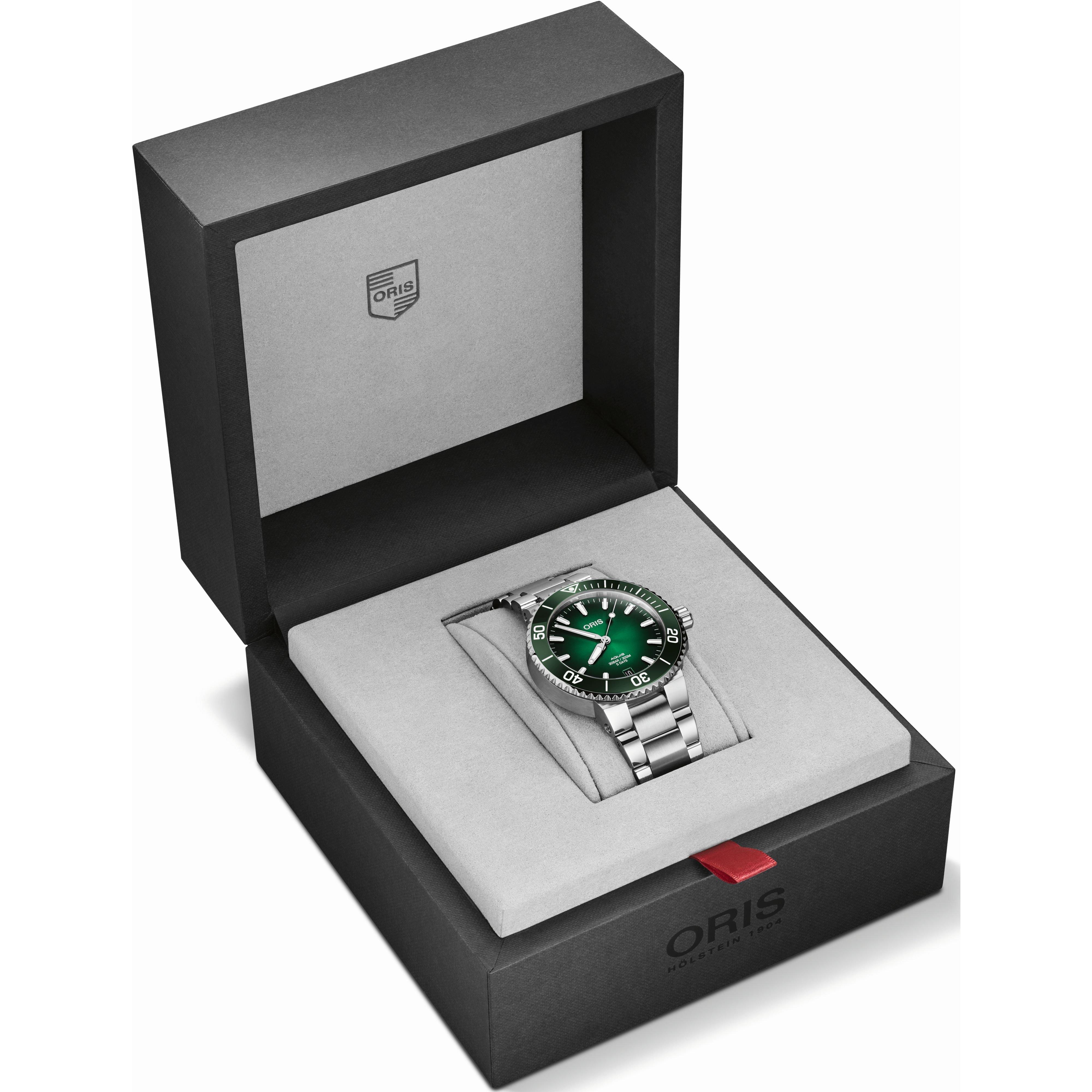 None - Oris - Aquis Date Watch - 2